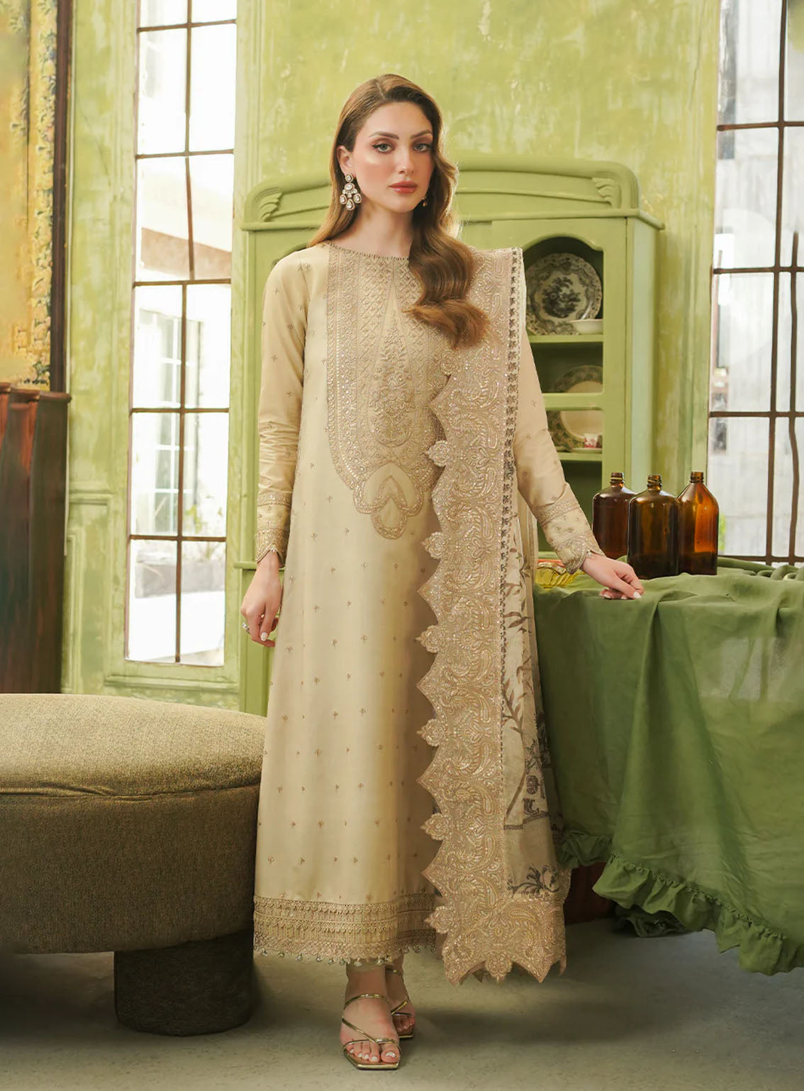 Tresor By Zarqash Embroidered Lawn Suits Unstitched 3 Piece - ZQ24TL ZQT-10 ALISA Tresor By Zarqash Embroidered Lawn Suits Unstitched 3 Piece - ZQ24TL ZQT-10 ALISA