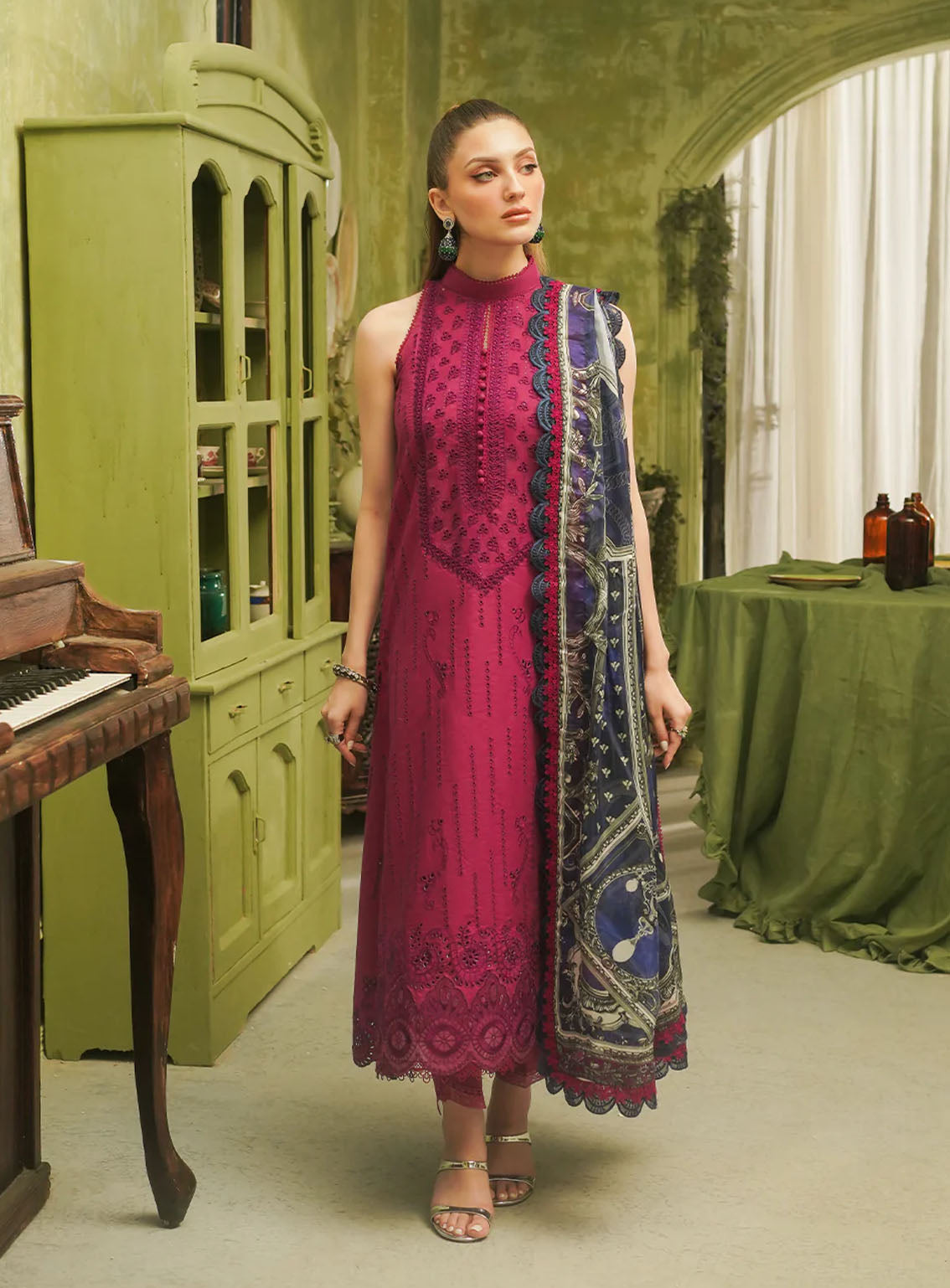 Tresor By Zarqash Embroidered Lawn Suits Unstitched 3 Piece - ZQ24TL ZQT-12 ROSA Tresor By Zarqash Embroidered Lawn Suits Unstitched 3 Piece - ZQ24TL ZQT-12 ROSA