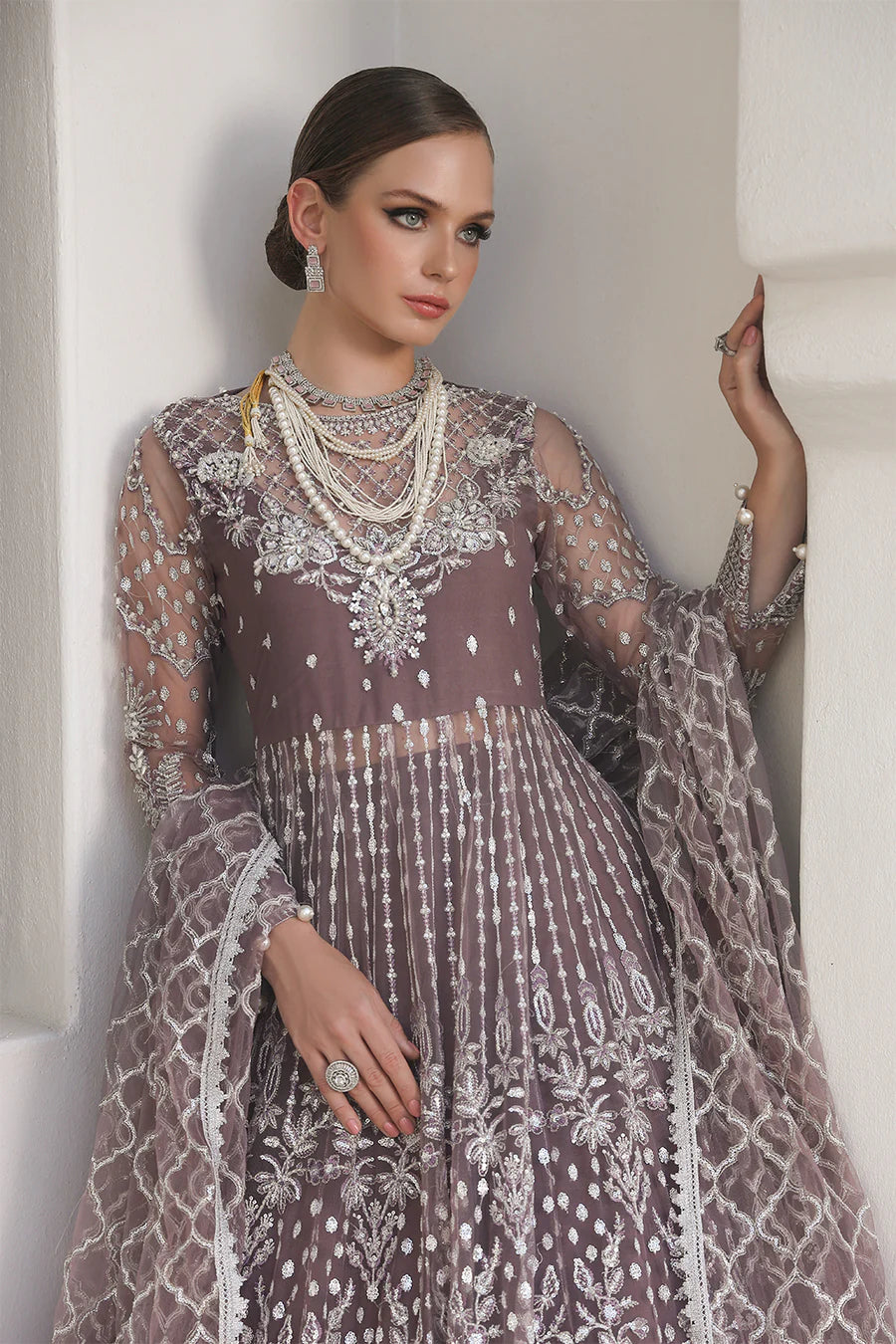 D#04 Alif Luxury Emb Chiffon Collection 823 D#04 Alif Luxury Emb Chiffon Collection 823