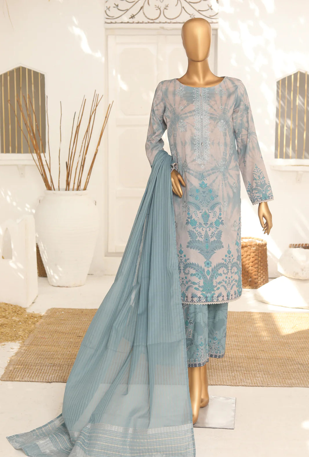 D#44 HZ Vital Glam Emb Lawn Collection 723 D#44 HZ Vital Glam Emb Lawn Collection 723