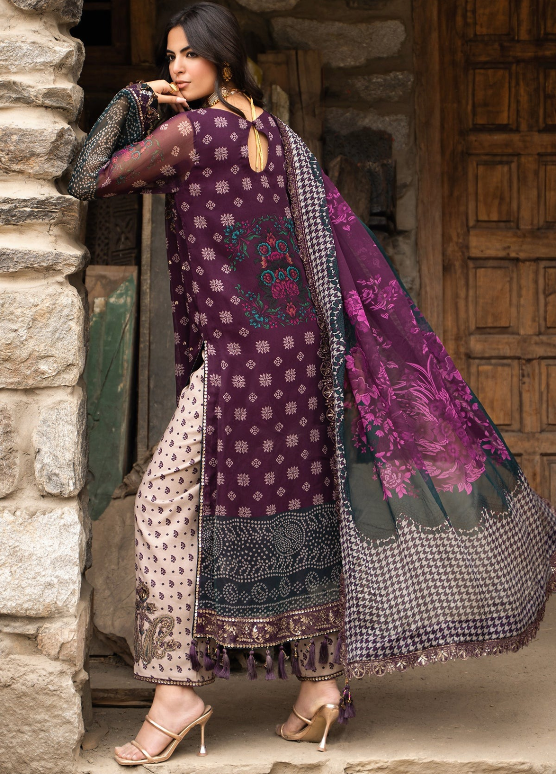 Vasal By Charizma Luxury Embroidered Chiffon 3 Piece Unstitched Suit CH26VLCV4 D-VSLW6-12 Vasal By Charizma Luxury Embroidered Chiffon 3 Piece Unstitched Suit CH26VLCV4 D-VSLW6-12