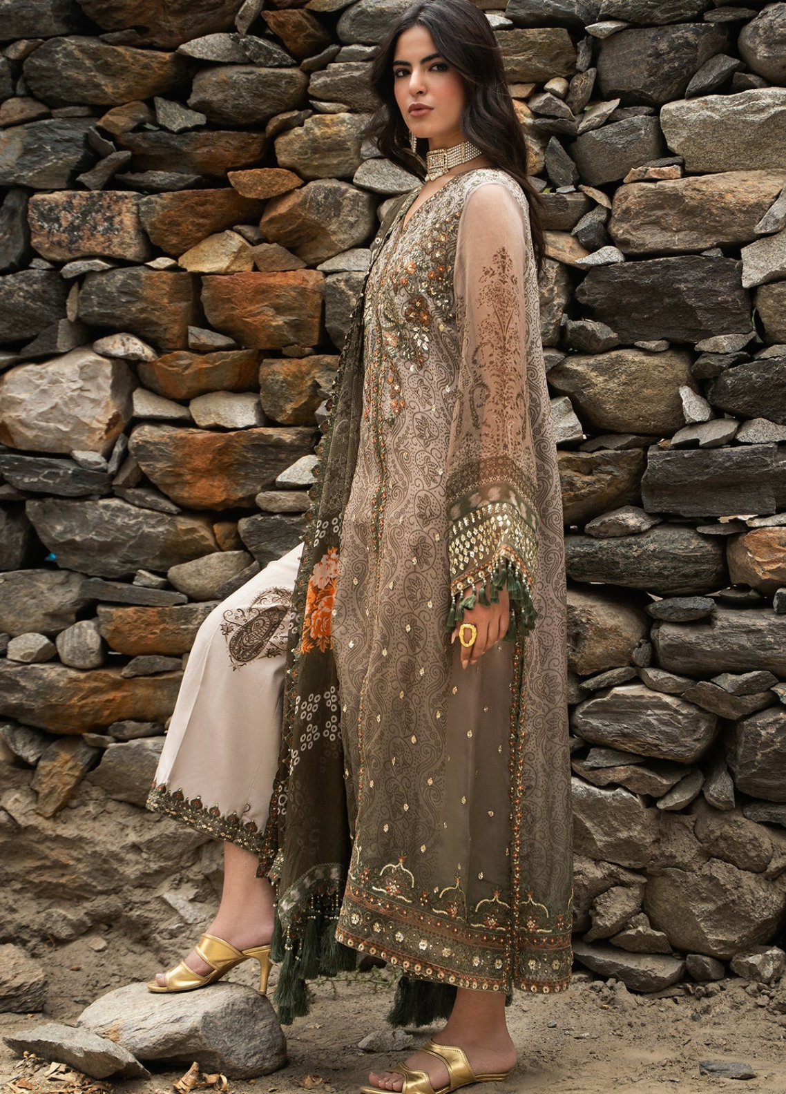 Vasal By Charizma Luxury Embroidered Chiffon 3 Piece Unstitched Suit CH26VLCV4 D-VSLW6-13 Vasal By Charizma Luxury Embroidered Chiffon 3 Piece Unstitched Suit CH26VLCV4 D-VSLW6-13