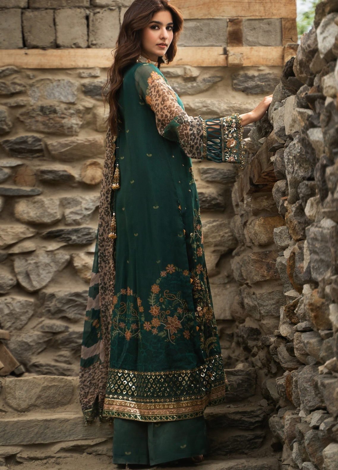 Vasal By Charizma Luxury Embroidered Chiffon 3 Piece Unstitched Suit CH26VLCV4 D-VSLW6-18 Vasal By Charizma Luxury Embroidered Chiffon 3 Piece Unstitched Suit CH26VLCV4 D-VSLW6-18