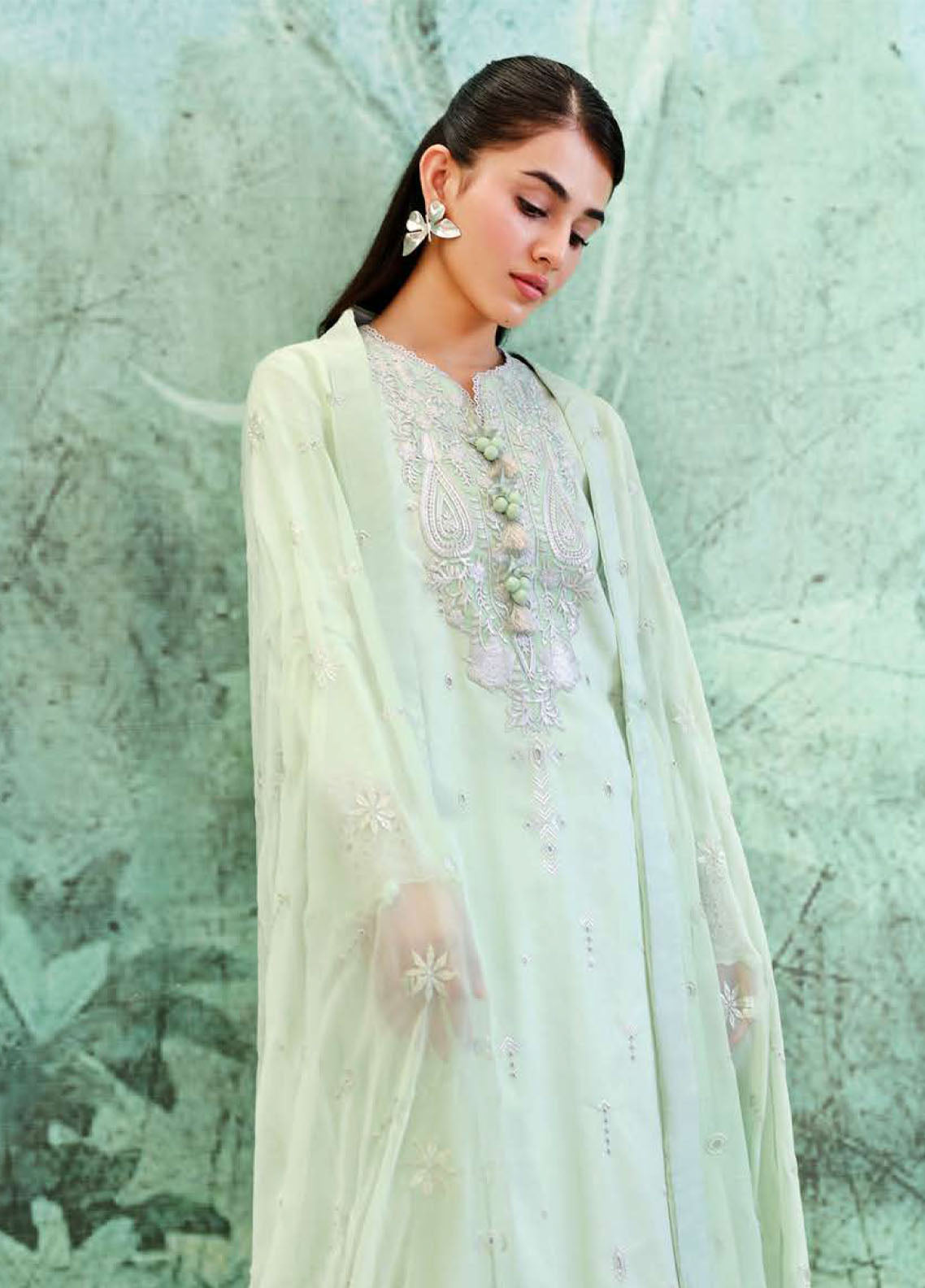 Veil Of Summer By Roheenaz Chikankari Lawn 3 Piece Unstitched Suit RNZ26VOS D-07 SERENE DUSK Veil Of Summer By Roheenaz Chikankari Lawn 3 Piece Unstitched Suit RNZ26VOS D-07 SERENE DUSK