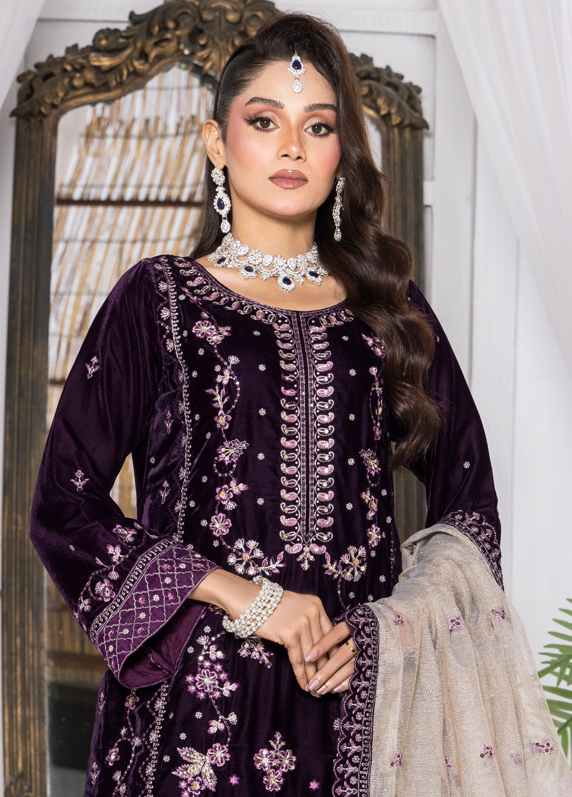 Velour by Schick Embroidered Velvet Suits Unstitched 3 Piece - SDH24VV 01 Velour by Schick Embroidered Velvet Suits Unstitched 3 Piece - SDH24VV 01