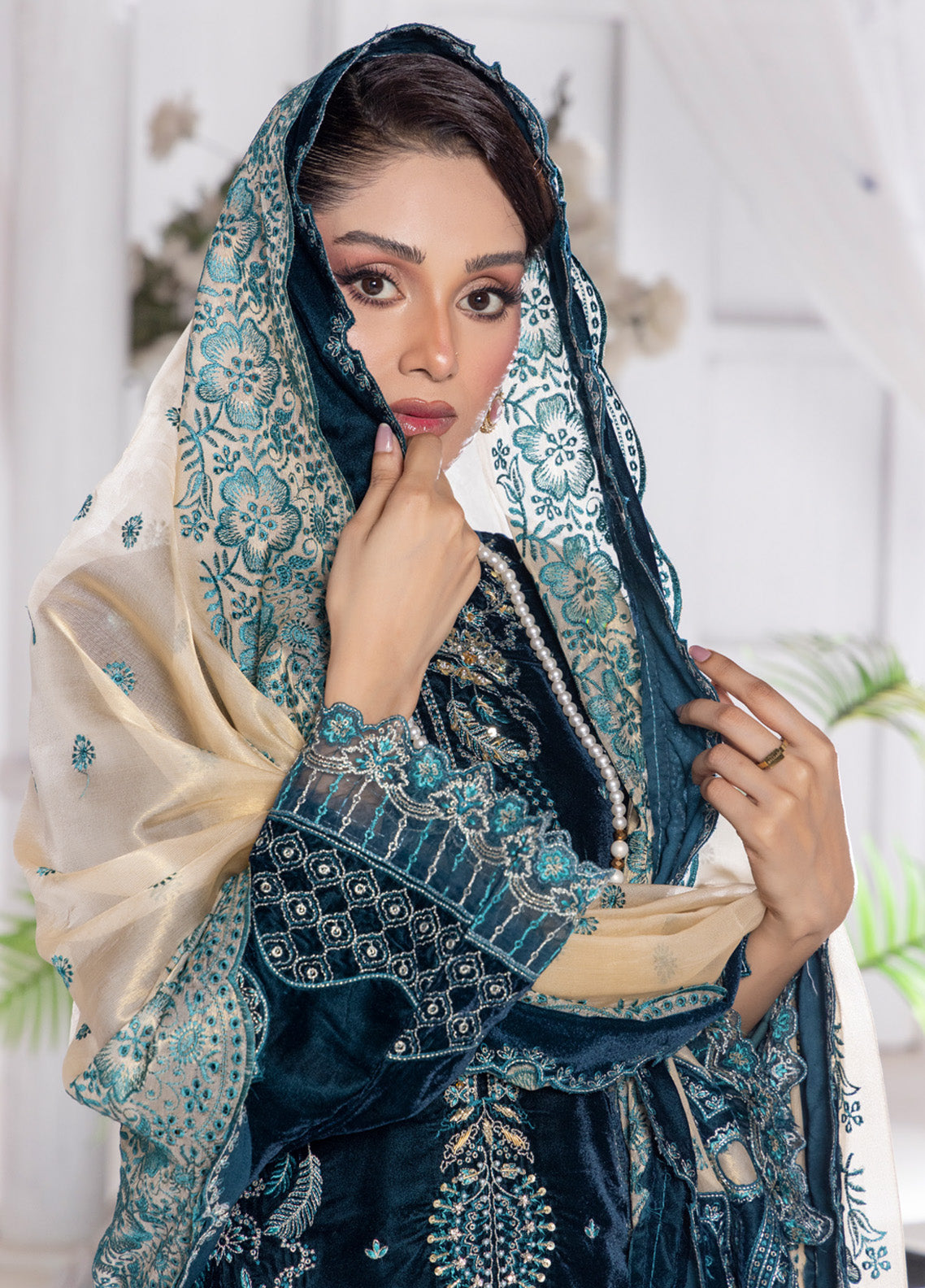 Velour by Schick Embroidered Velvet Suits Unstitched 3 Piece - SDH24VV 02 Velour by Schick Embroidered Velvet Suits Unstitched 3 Piece - SDH24VV 02