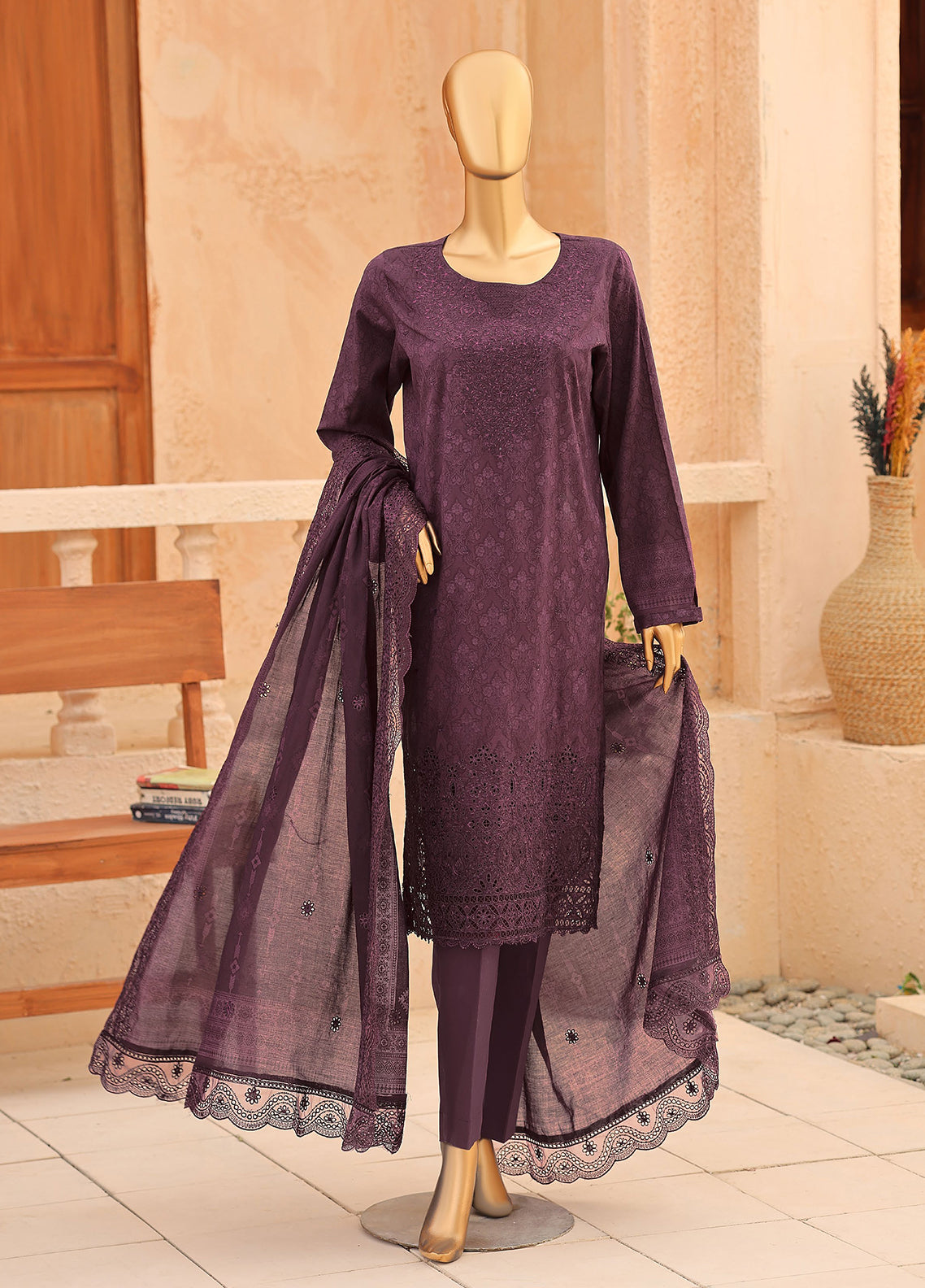 Venice By HZ Textile Premium Festive Embroidered Lawn 3 Piece Unstitched Suit HZ26VFPE D-PEC-3111 Venice By HZ Textile Premium Festive Embroidered Lawn 3 Piece Unstitched Suit HZ26VFPE D-PEC-3111