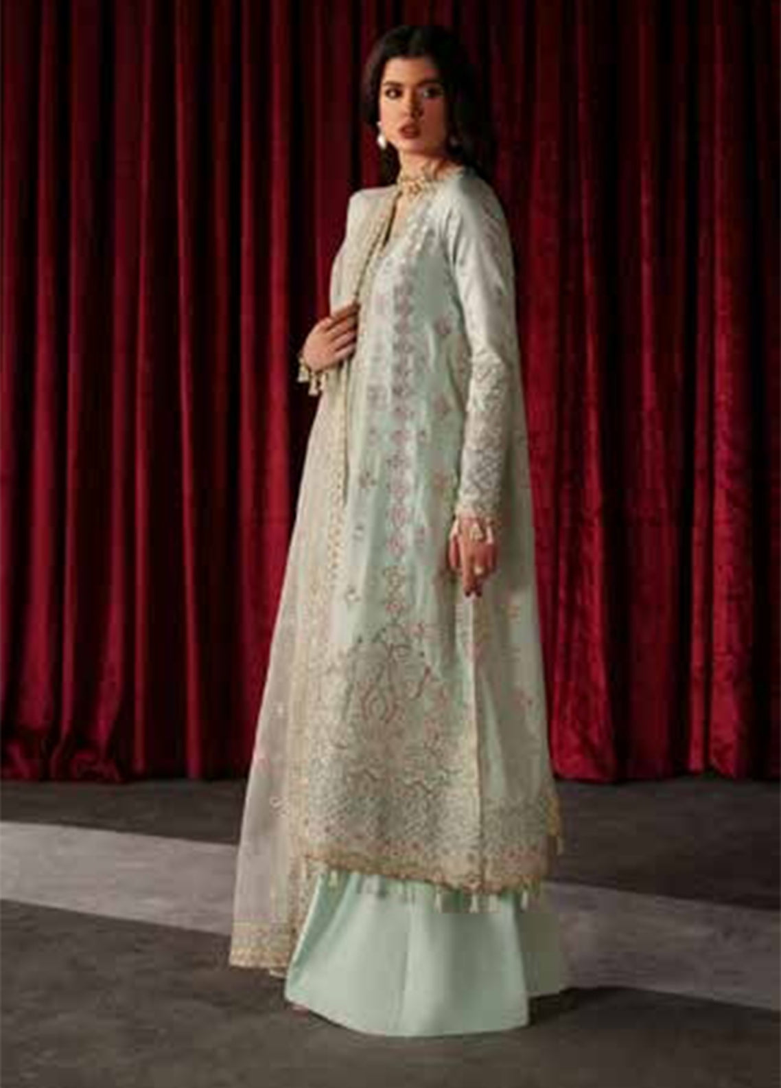 Verve By Emaan Adeel Luxury Raw Silk 3 Piece Unstitched Suit EA26VSE D-03 LUCE Verve By Emaan Adeel Luxury Raw Silk 3 Piece Unstitched Suit EA26VSE D-03 LUCE