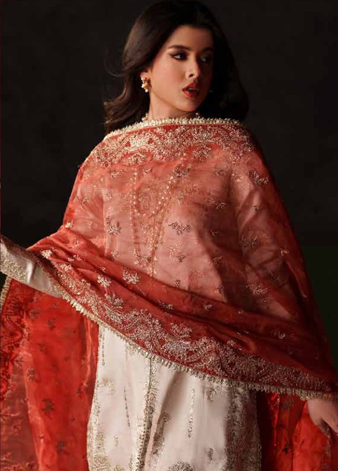 Verve By Emaan Adeel Luxury Raw Silk 3 Piece Unstitched Suit EA26VSE D-04 VENEZIA Verve By Emaan Adeel Luxury Raw Silk 3 Piece Unstitched Suit EA26VSE D-04 VENEZIA