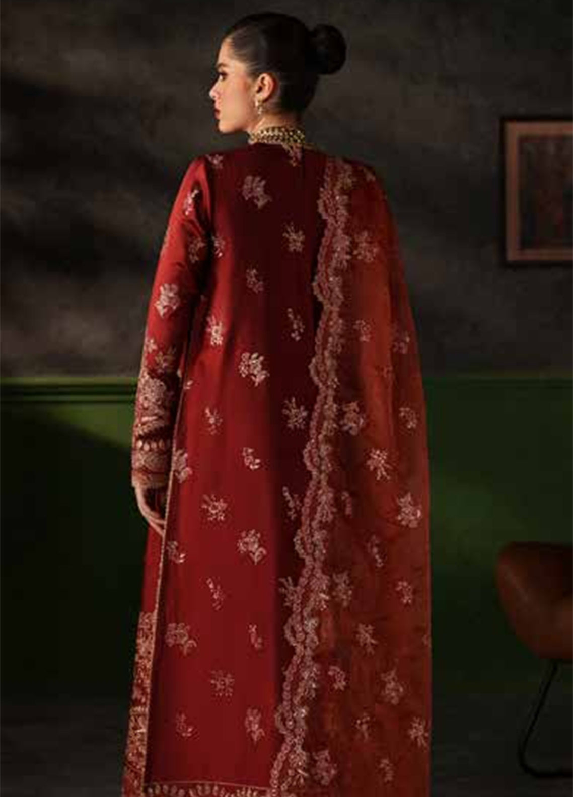 Verve By Emaan Adeel Luxury Raw Silk 3 Piece Unstitched Suit EA26VSE D-06 VESPER Verve By Emaan Adeel Luxury Raw Silk 3 Piece Unstitched Suit EA26VSE D-06 VESPER