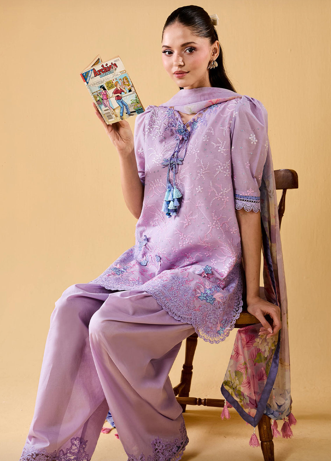 Vital By Sobia Nazir Embroidered Lawn 3 Piece Unstitched Suit SN26VLV2 D-1B Vital By Sobia Nazir Embroidered Lawn 3 Piece Unstitched Suit SN26VLV2 D-1B