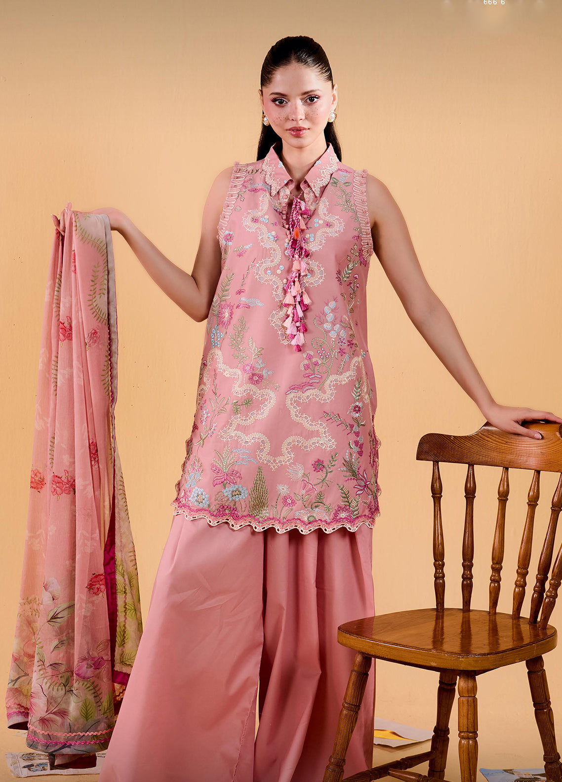Vital By Sobia Nazir Embroidered Lawn 3 Piece Unstitched Suit SN26VLV2 D-6B Vital By Sobia Nazir Embroidered Lawn 3 Piece Unstitched Suit SN26VLV2 D-6B