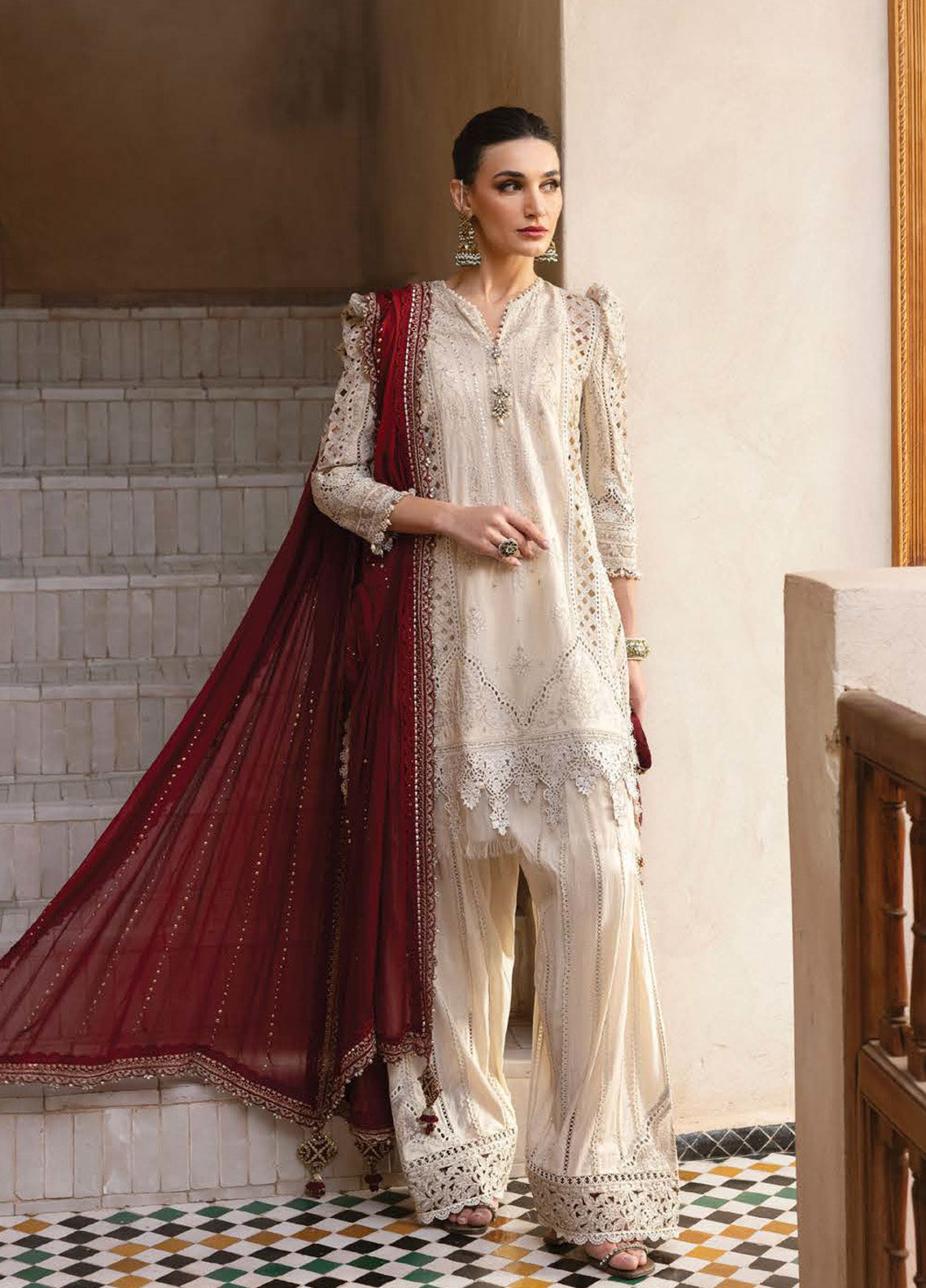 Voyage A' Luxe by Maria B Embroidered Lawn Suits Unstitched 3 Piece - MB25VAL 2511B Voyage A' Luxe by Maria B Embroidered Lawn Suits Unstitched 3 Piece - MB25VAL 2511B