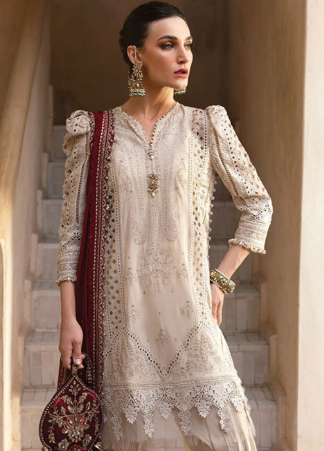 Voyage A' Luxe by Maria B Embroidered Lawn Suits Unstitched 3 Piece - MB25VAL 2511B Voyage A' Luxe by Maria B Embroidered Lawn Suits Unstitched 3 Piece - MB25VAL 2511B