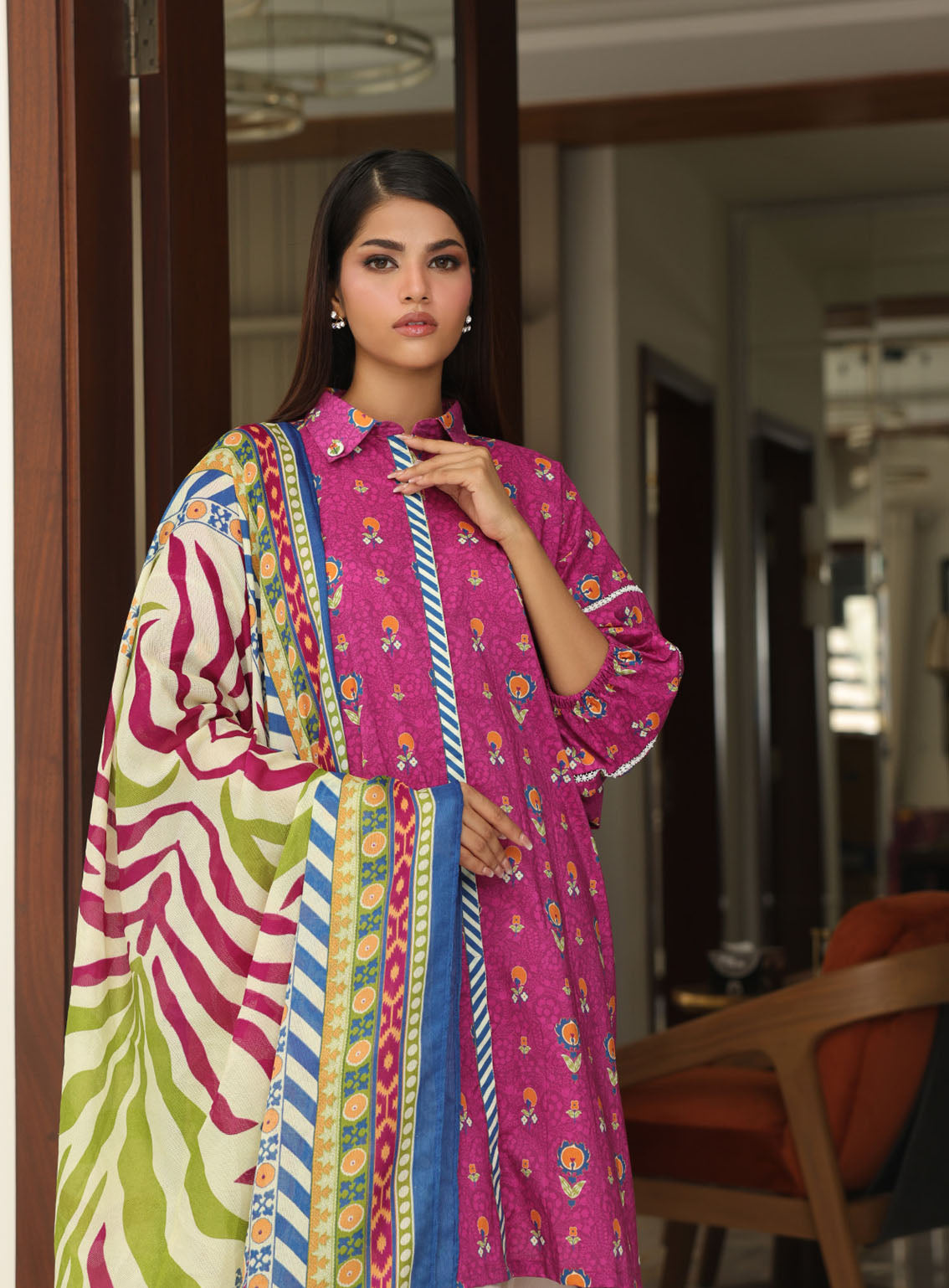 Zellbury Printed Cambric 2 Piece Unstitched Suit WUC24X20002 Zellbury Printed Cambric 2 Piece Unstitched Suit WUC24X20002