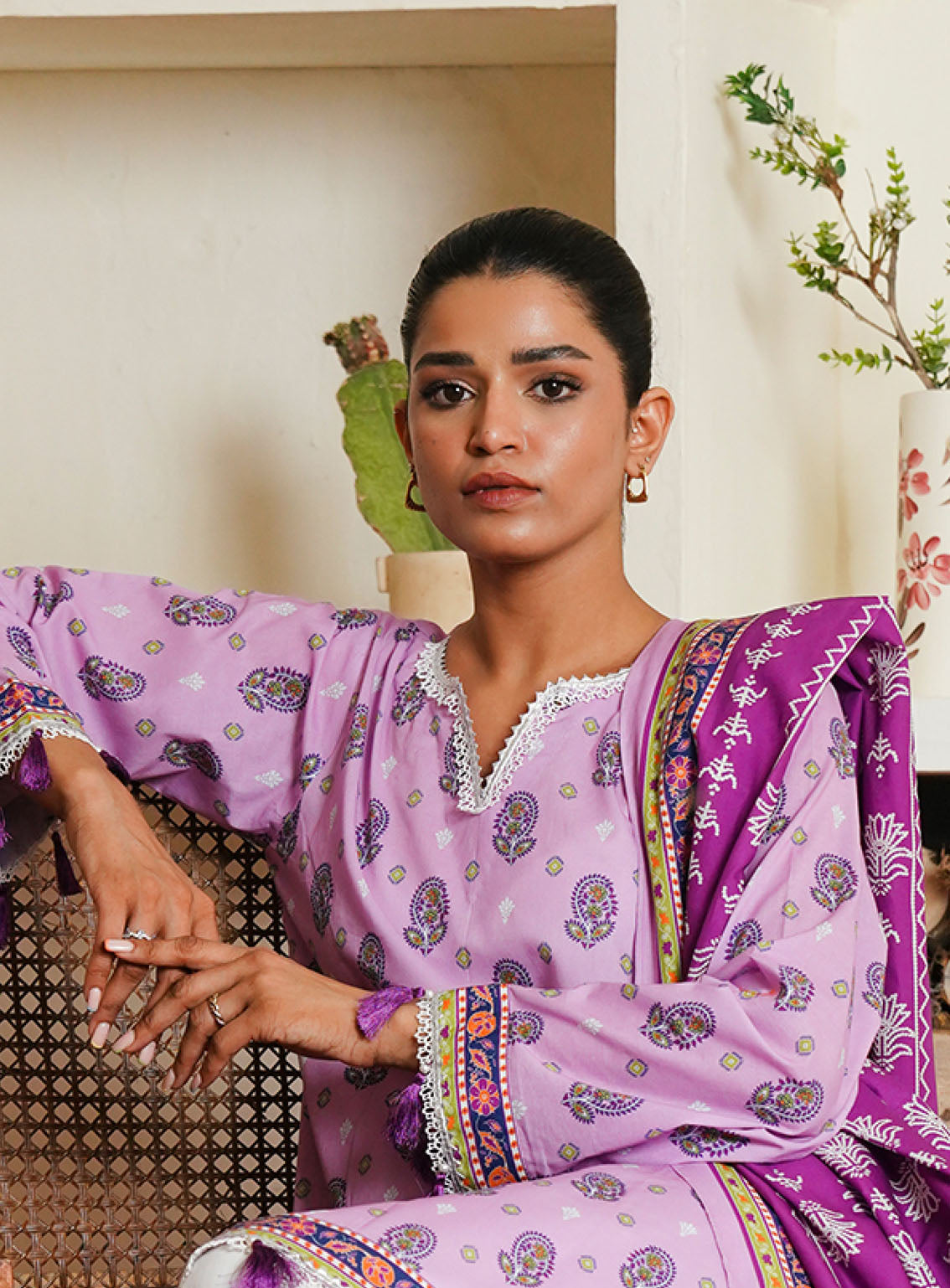 Zellbury Printed Cambric 2 Piece Unstitched Suit WUC24X20094 Zellbury Printed Cambric 2 Piece Unstitched Suit WUC24X20094