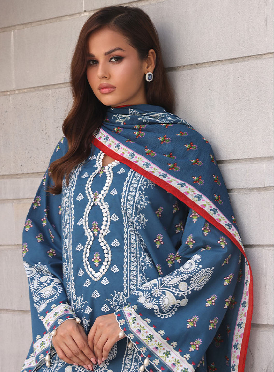 Zellbury Printed Cambric 3 Piece Unstitched Suit WUC24X30029 Zellbury Printed Cambric 3 Piece Unstitched Suit WUC24X30029