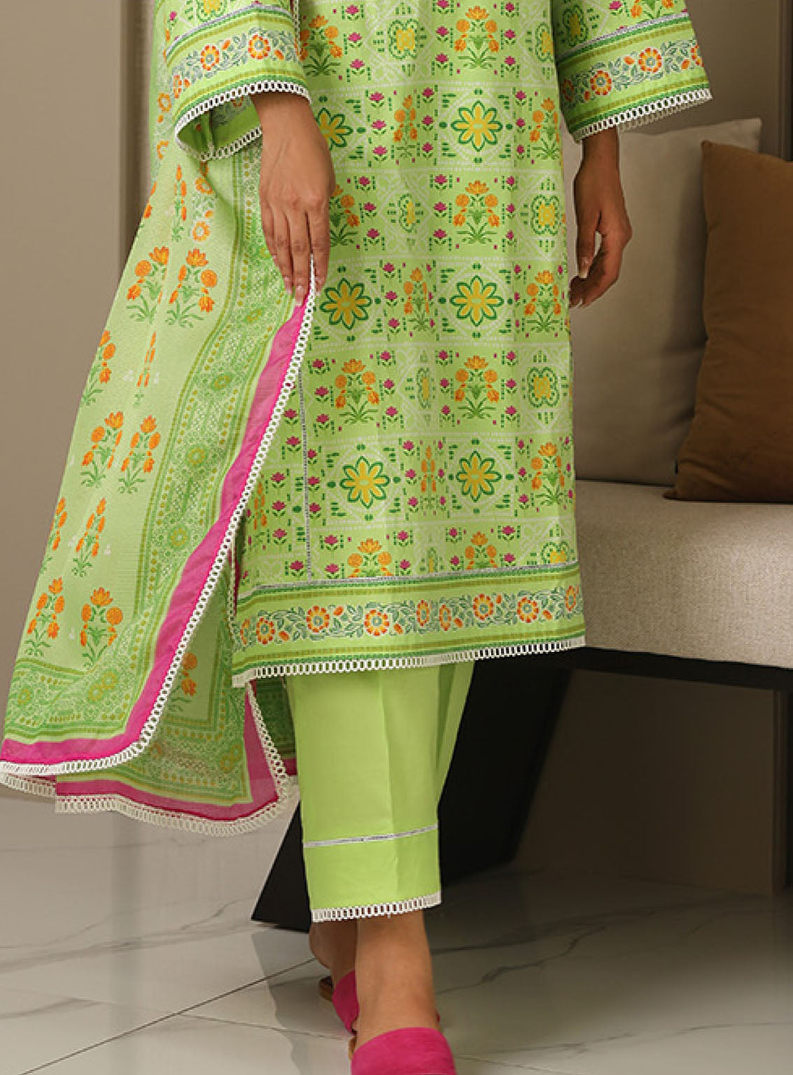 Zellbury Printed Cambric 3 Piece Unstitched Suit WUC24X30115 Zellbury Printed Cambric 3 Piece Unstitched Suit WUC24X30115