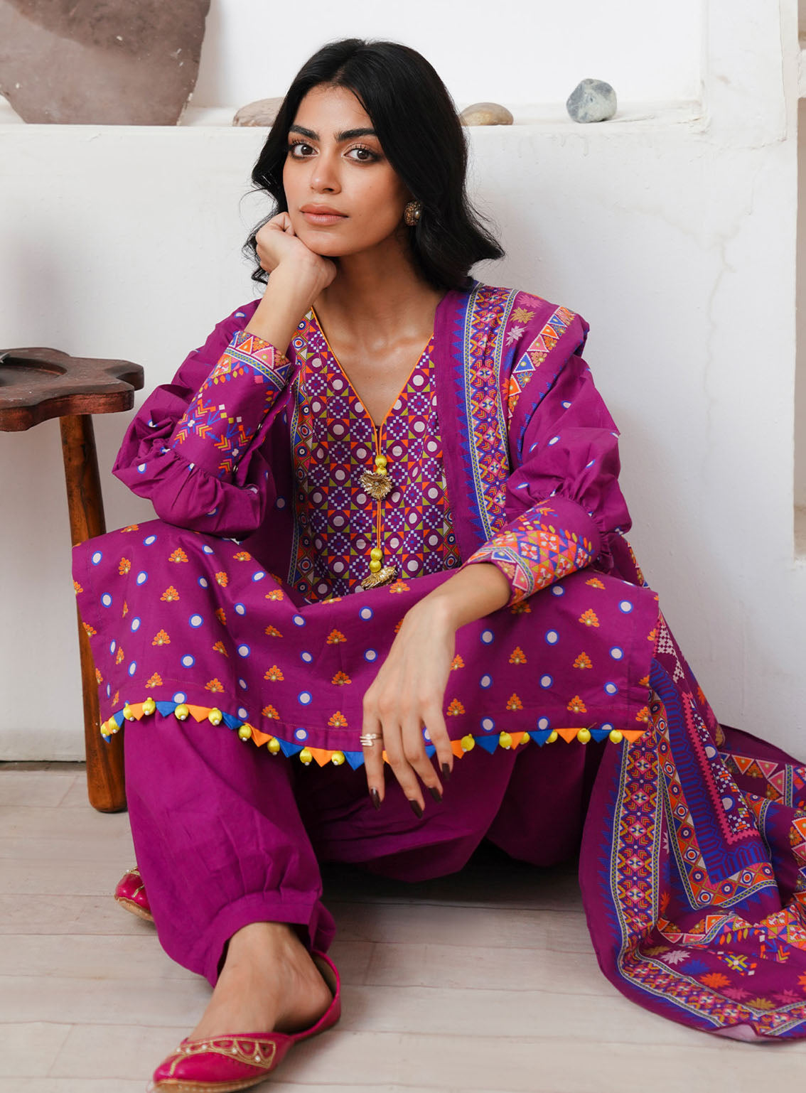 Zellbury Printed Cambric 3 Piece Unstitched Suit WUC24X30124 Zellbury Printed Cambric 3 Piece Unstitched Suit WUC24X30124