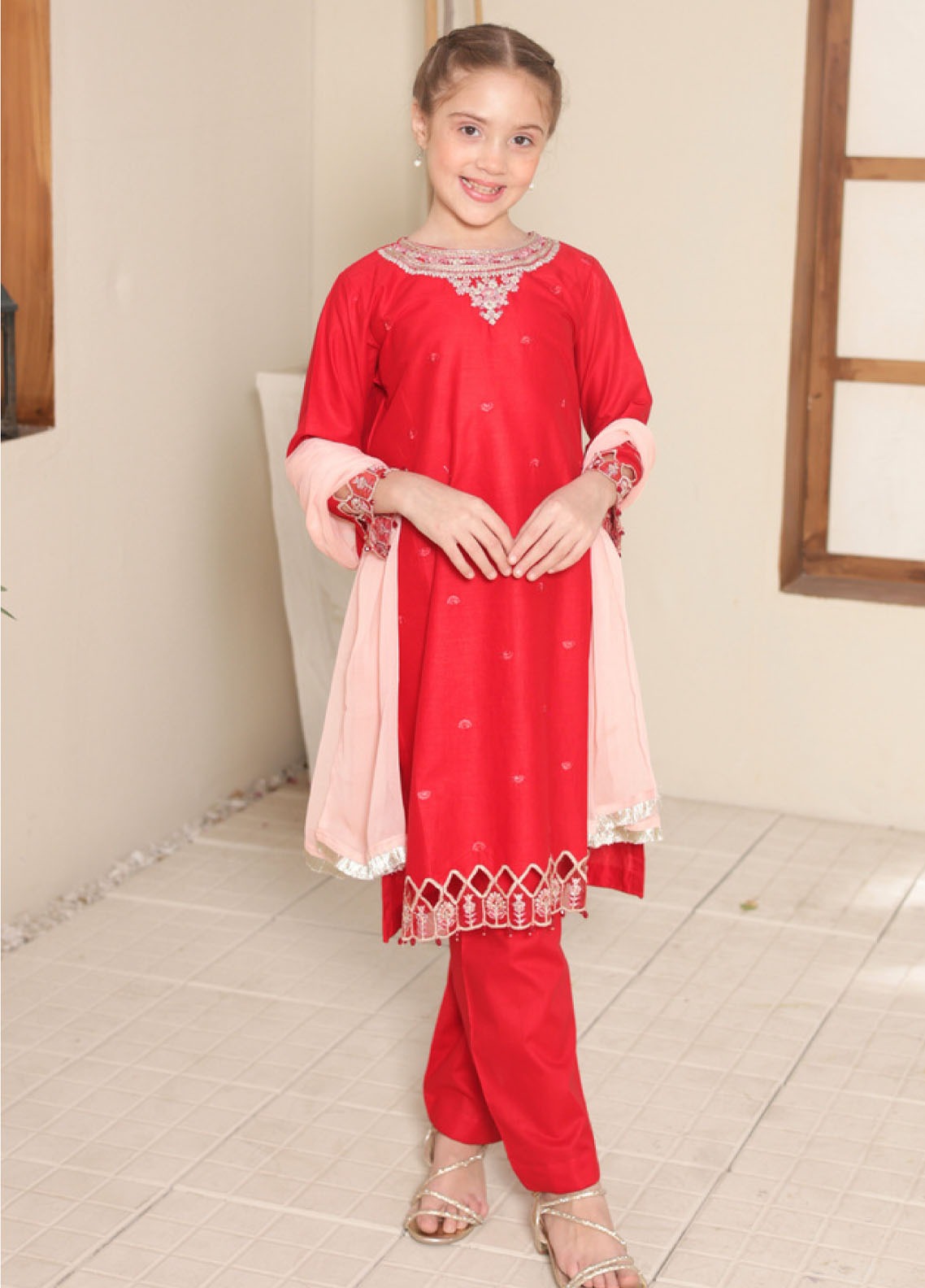 Shanzey Kids Fancy Cotton Lawn Stitched 3 Piece Suit For Girls S26KF D-SHK-5601 Shanzey Kids Fancy Cotton Lawn Stitched 3 Piece Suit For Girls S26KF D-SHK-5601