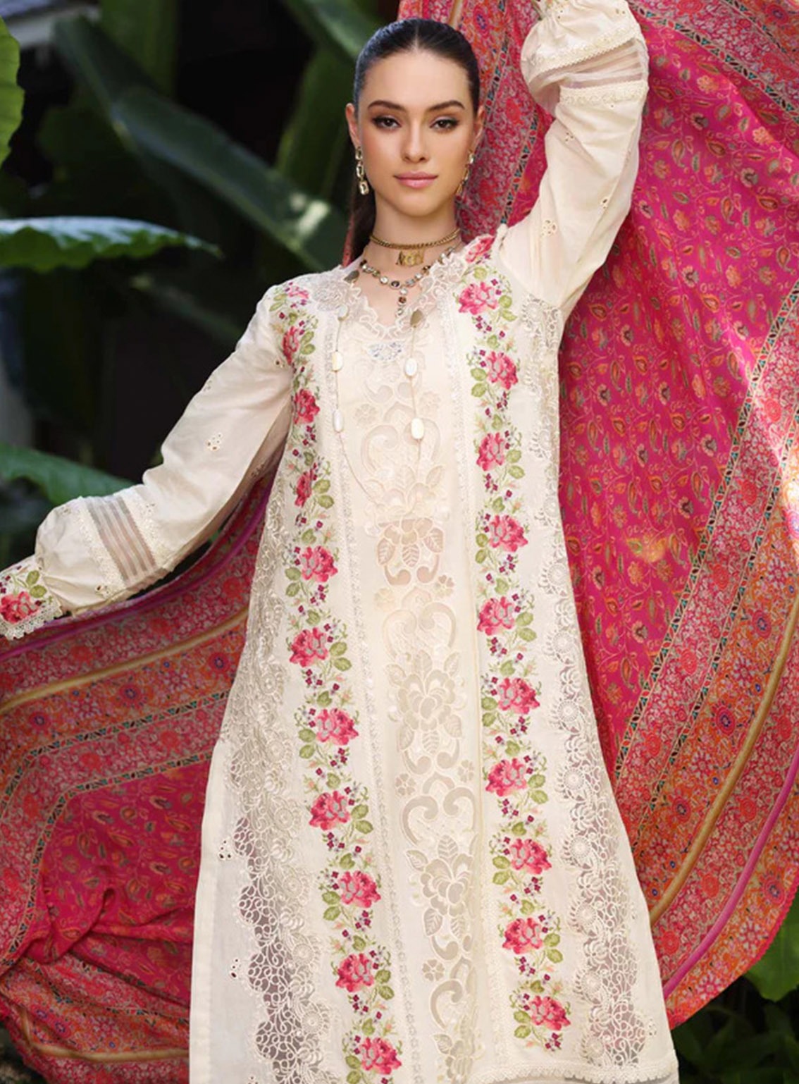 Noor By Saadia Asad Luxury Chikankari Lawn 3 Piece Unstitched Suit NBSA24LCL D-12B Noor By Saadia Asad Luxury Chikankari Lawn 3 Piece Unstitched Suit NBSA24LCL D-12B