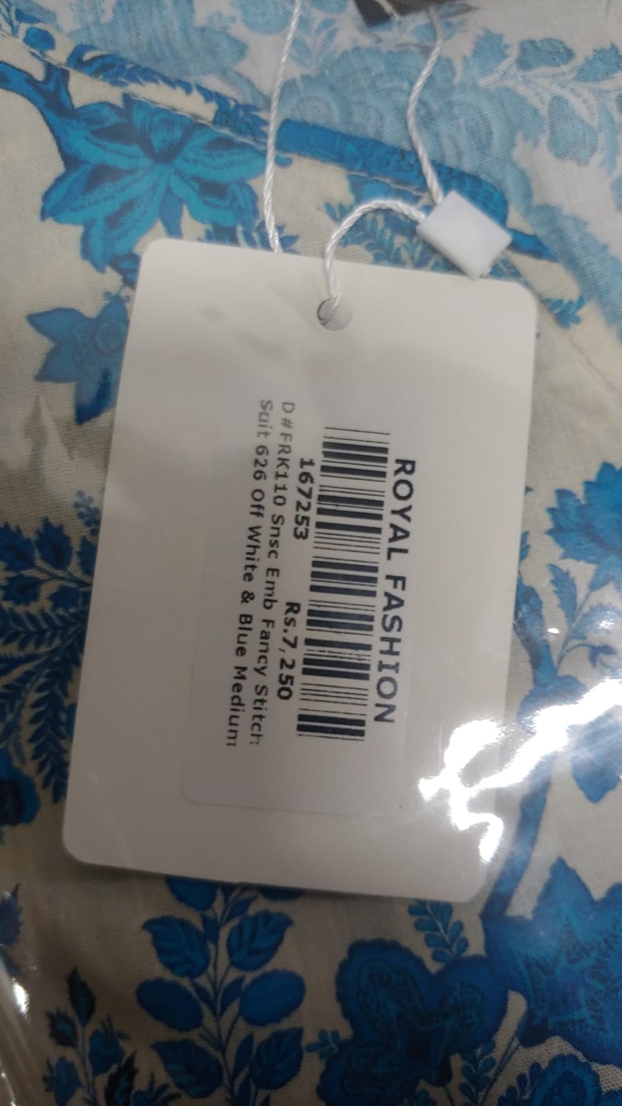 SNSC Fancy Embroidered Lawn 3 Piece Stitched Suit SNSC26FEL D-FRK110-OFBL SNSC Fancy Embroidered Lawn 3 Piece Stitched Suit SNSC26FEL D-FRK110-OFBL