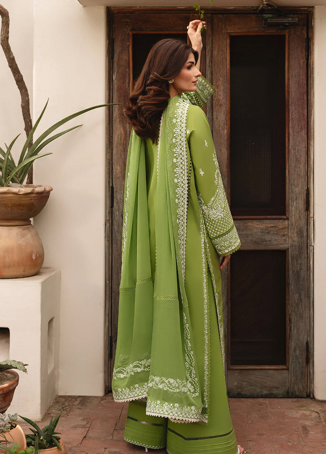 Whisper By Ayzel Embroidered Lawn 3 Piece Unstitched Suit AZL26WEL D-0131 HUSH Whisper By Ayzel Embroidered Lawn 3 Piece Unstitched Suit AZL26WEL D-0131 HUSH