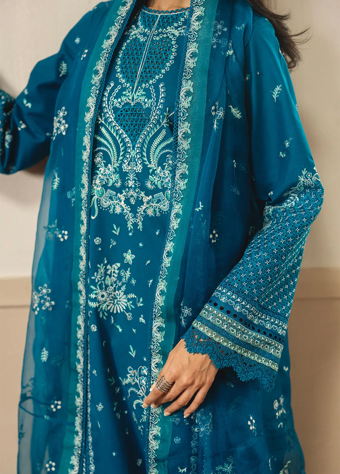 Whisper By Ayzel Embroidered Lawn 3 Piece Unstitched Suit AZL26WEL D-0140 OLIVE Whisper By Ayzel Embroidered Lawn 3 Piece Unstitched Suit AZL26WEL D-0140 OLIVE