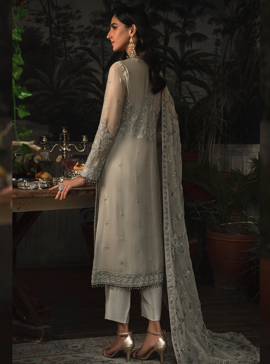 La Rosella By Zarif Embroidered Chiffon Unstitched 3 Piece Suit - 05 La Rosella By Zarif Embroidered Chiffon Unstitched 3 Piece Suit - 05