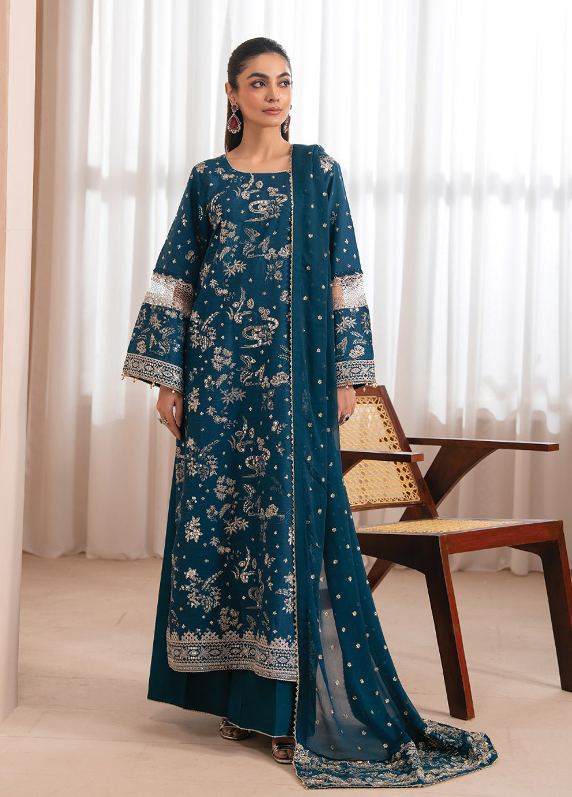 Zaeva By Xenia Formal Embroidered Raw Silk 3 Piece Unstitched Suit XE26ZF D-02 SAZIL Zaeva By Xenia Formal Embroidered Raw Silk 3 Piece Unstitched Suit XE26ZF D-02 SAZIL
