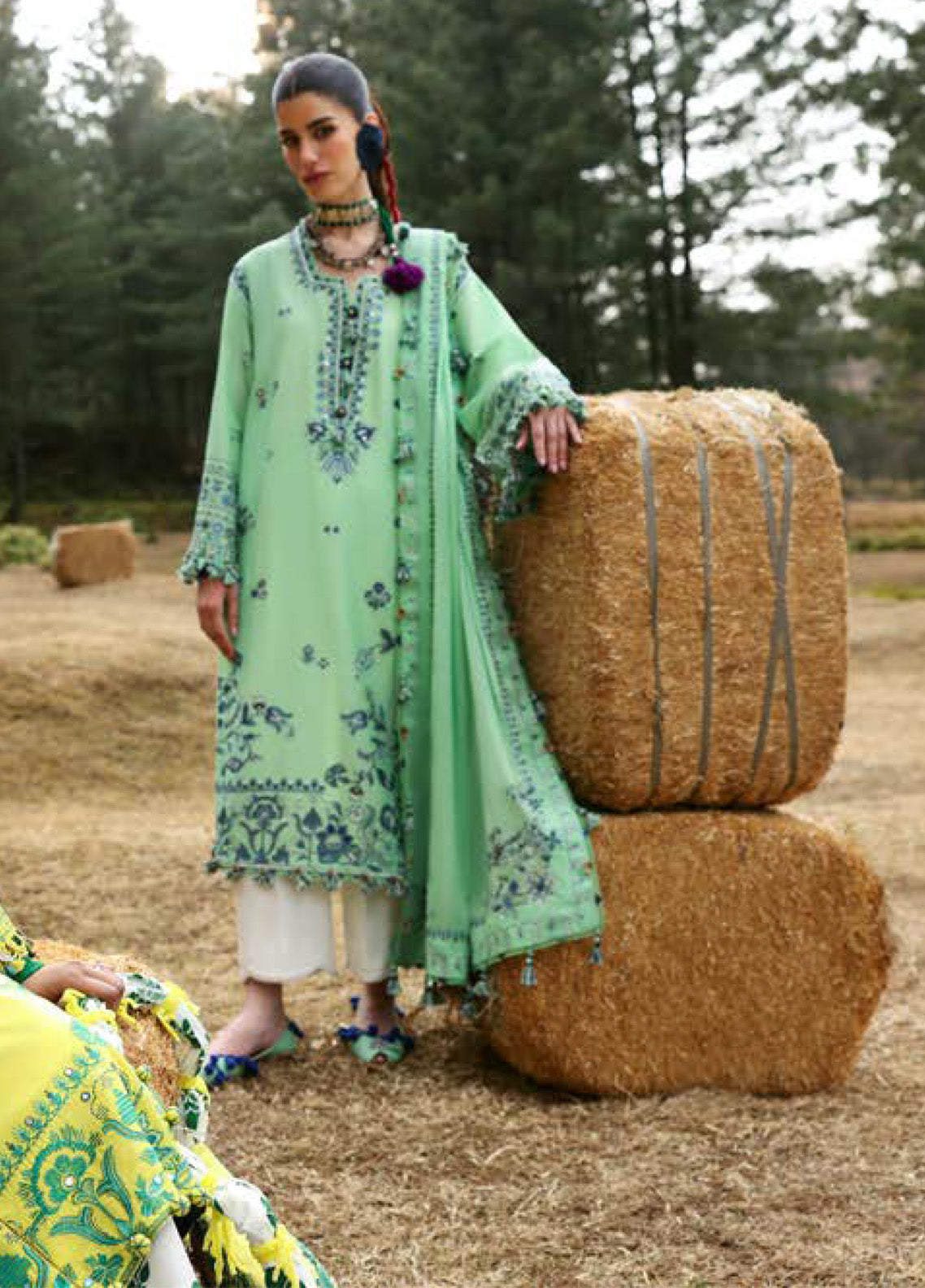 Zaha By Khadijah Shah Embroidered Lawn Suits Unstitched 3 Piece - ZH25NL 10A ELAYA Zaha By Khadijah Shah Embroidered Lawn Suits Unstitched 3 Piece - ZH25NL 10A ELAYA