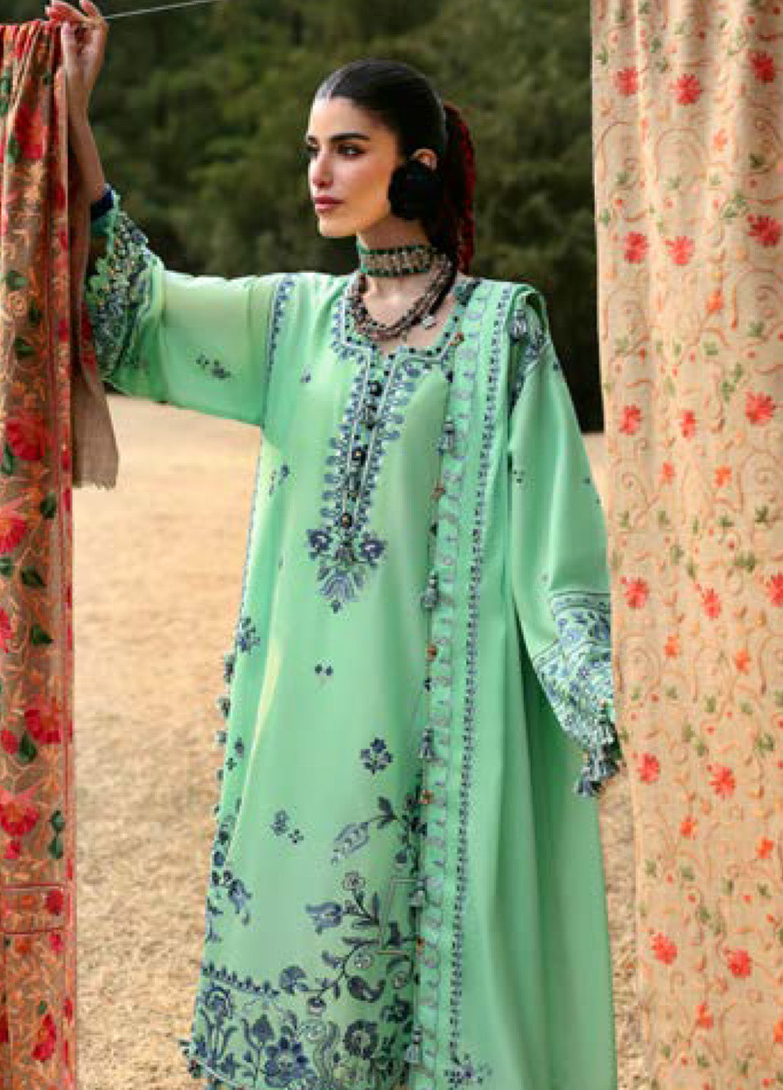 Zaha By Khadijah Shah Embroidered Lawn Suits Unstitched 3 Piece - ZH25NL 10A ELAYA Zaha By Khadijah Shah Embroidered Lawn Suits Unstitched 3 Piece - ZH25NL 10A ELAYA