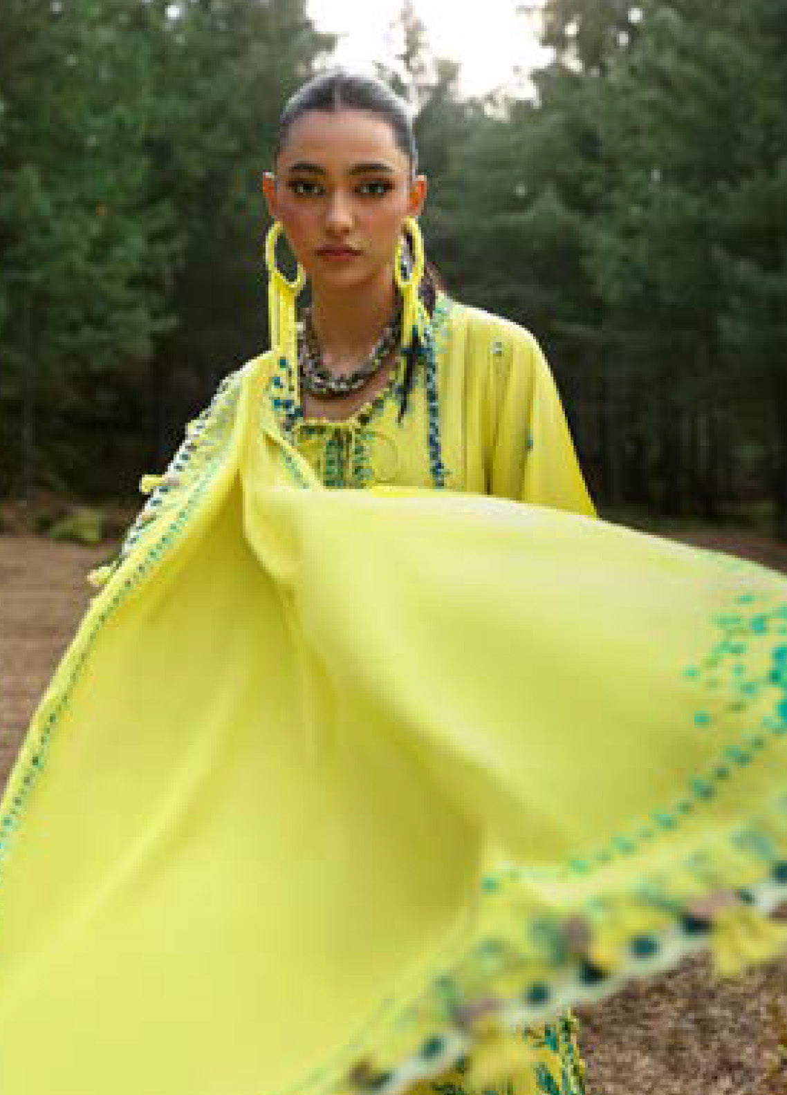 Zaha By Khadijah Shah Embroidered Lawn Suits Unstitched 3 Piece - ZH25NL 10B ELAYA Zaha By Khadijah Shah Embroidered Lawn Suits Unstitched 3 Piece - ZH25NL 10B ELAYA