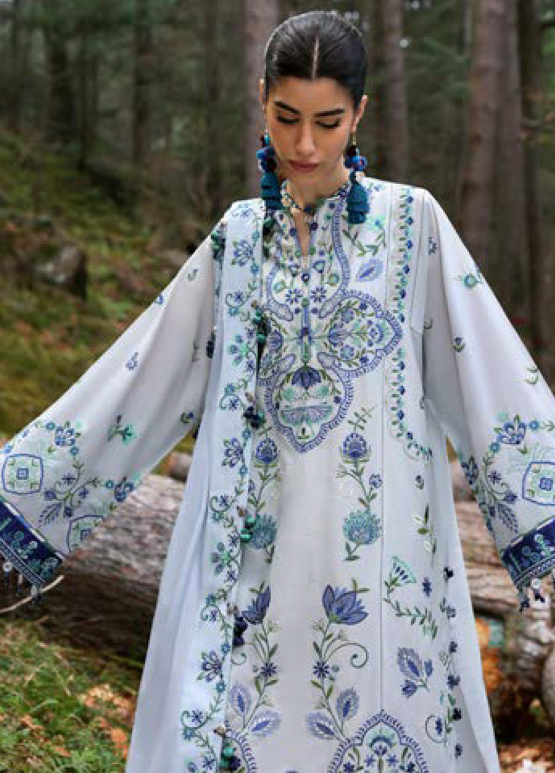 Zaha By Khadijah Shah Embroidered Lawn Suits Unstitched 3 Piece - ZH25NL 11A KASHUR Zaha By Khadijah Shah Embroidered Lawn Suits Unstitched 3 Piece - ZH25NL 11A KASHUR
