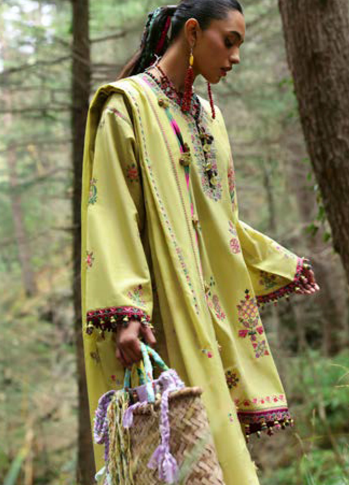 Zaha By Khadijah Shah Embroidered Lawn Suits Unstitched 3 Piece - ZH25NL 14B RHEA Zaha By Khadijah Shah Embroidered Lawn Suits Unstitched 3 Piece - ZH25NL 14B RHEA