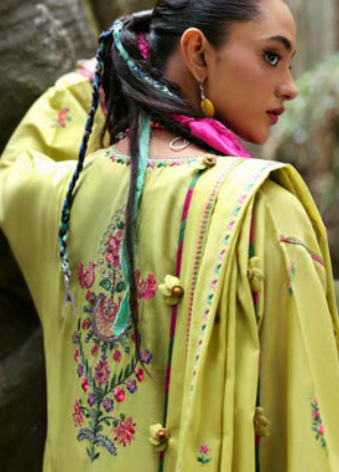 Zaha By Khadijah Shah Embroidered Lawn Suits Unstitched 3 Piece - ZH25NL 14B RHEA Zaha By Khadijah Shah Embroidered Lawn Suits Unstitched 3 Piece - ZH25NL 14B RHEA