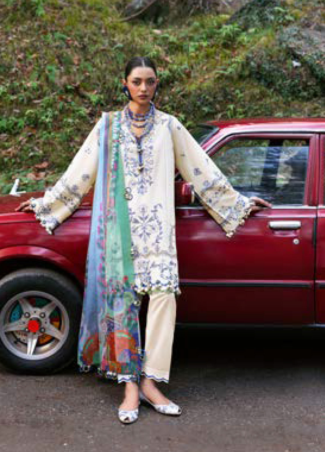 Zaha By Khadijah Shah Embroidered Lawn Suits Unstitched 3 Piece - ZH25NL 15A MAYA Zaha By Khadijah Shah Embroidered Lawn Suits Unstitched 3 Piece - ZH25NL 15A MAYA