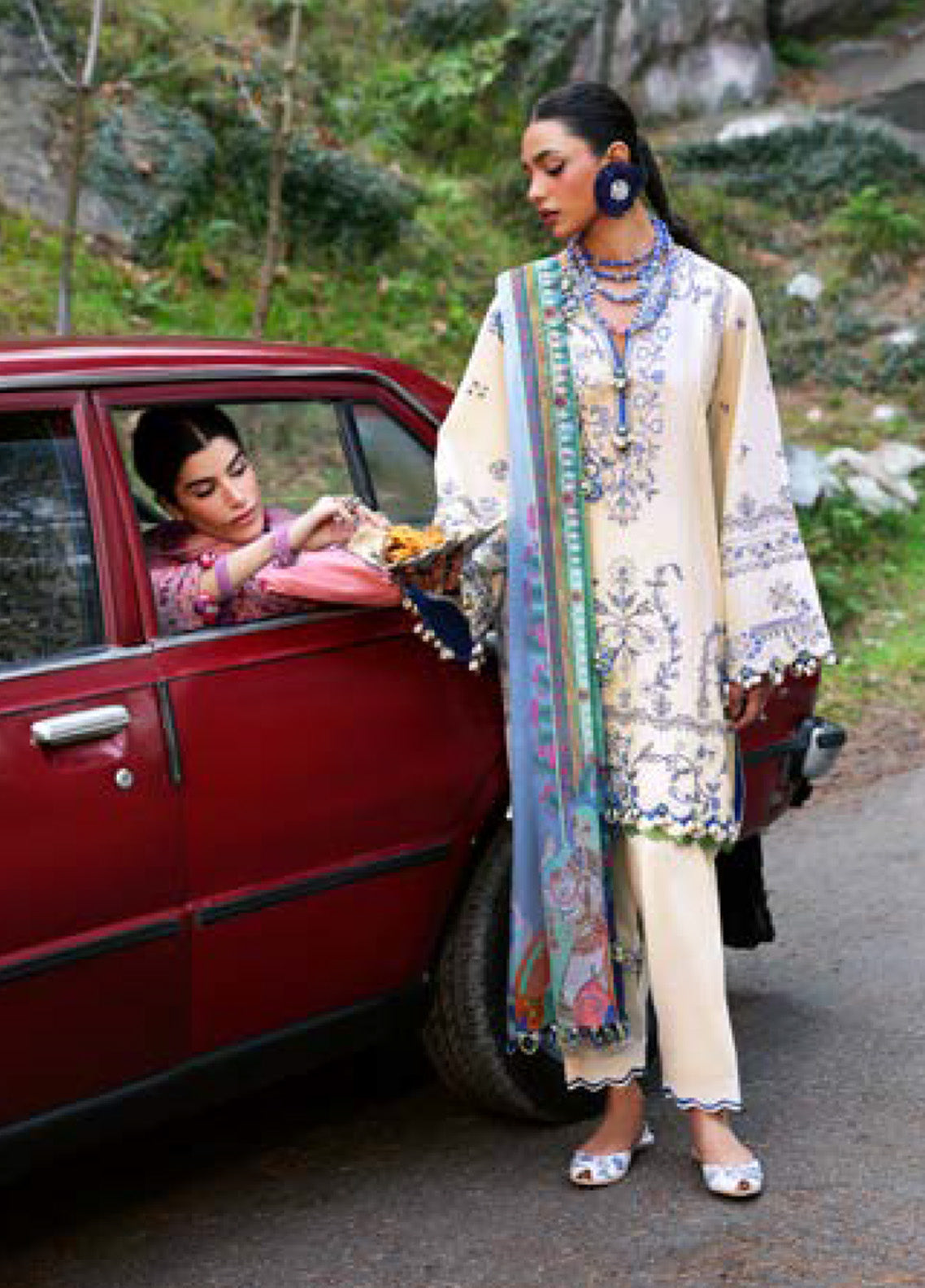 Zaha By Khadijah Shah Embroidered Lawn Suits Unstitched 3 Piece - ZH25NL 15A MAYA Zaha By Khadijah Shah Embroidered Lawn Suits Unstitched 3 Piece - ZH25NL 15A MAYA