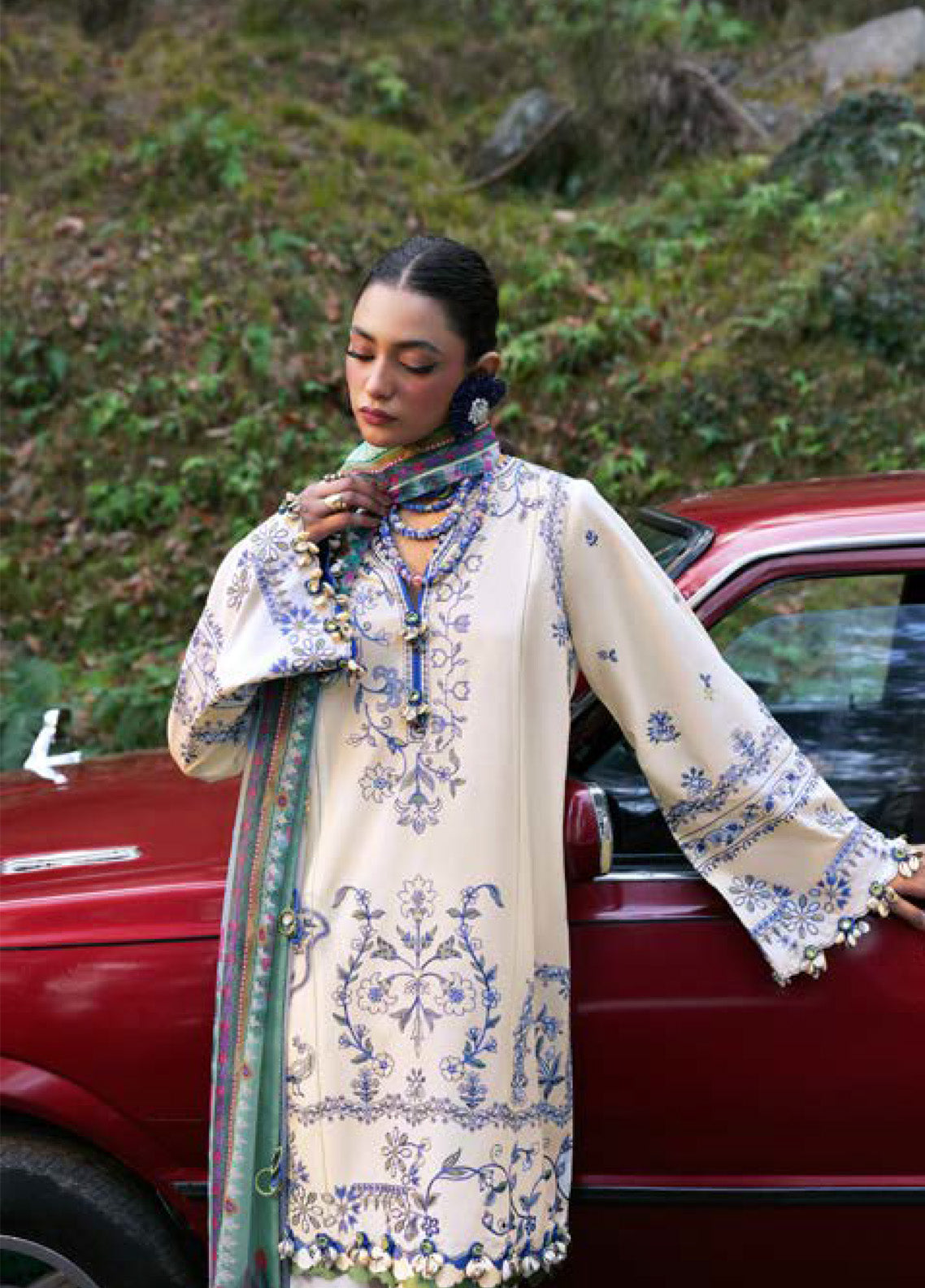 Zaha By Khadijah Shah Embroidered Lawn Suits Unstitched 3 Piece - ZH25NL 15A MAYA Zaha By Khadijah Shah Embroidered Lawn Suits Unstitched 3 Piece - ZH25NL 15A MAYA