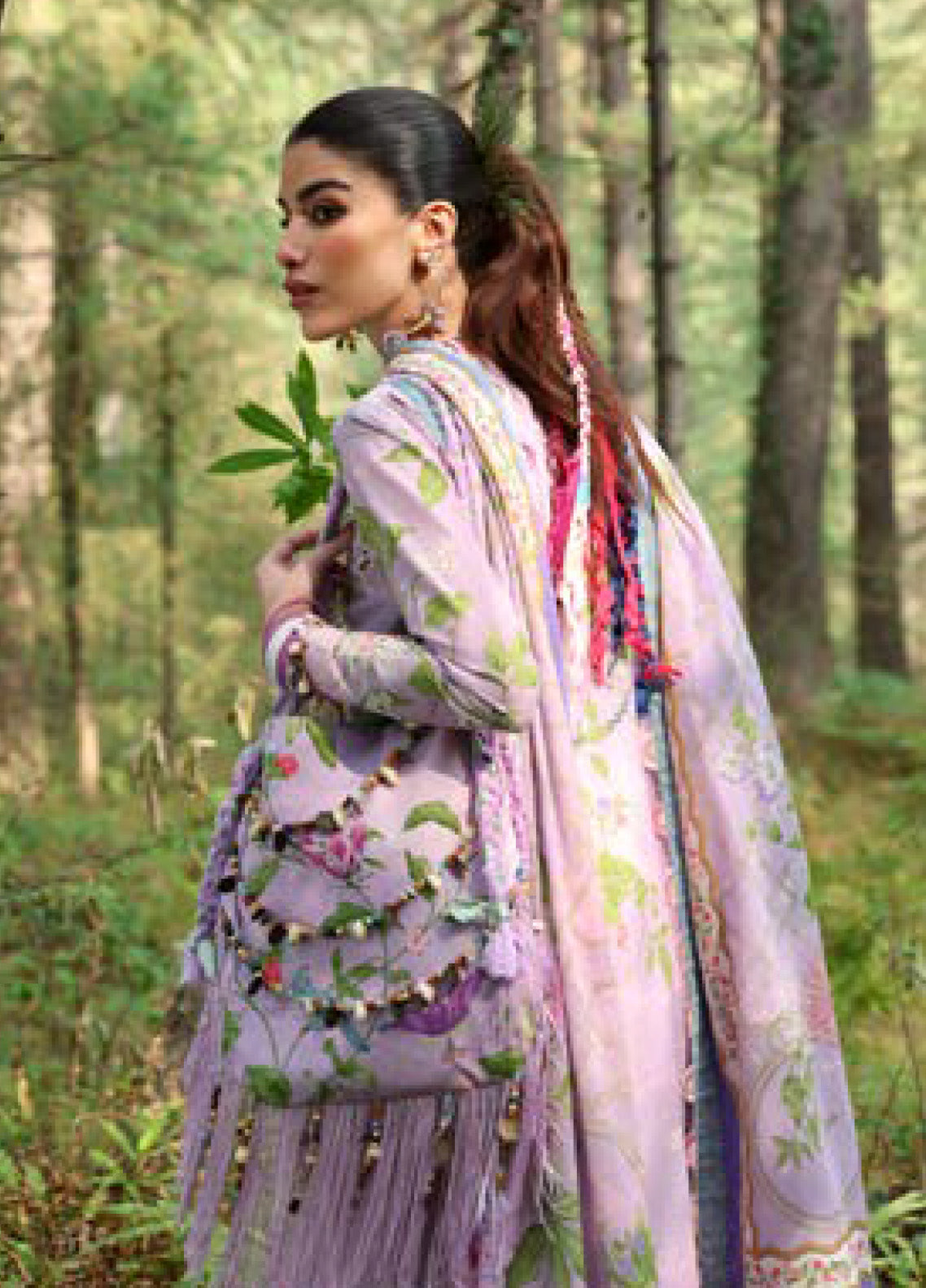 Zaha By Khadijah Shah Embroidered Lawn Suits Unstitched 3 Piece - ZH25NL 2A ELARA Zaha By Khadijah Shah Embroidered Lawn Suits Unstitched 3 Piece - ZH25NL 2A ELARA