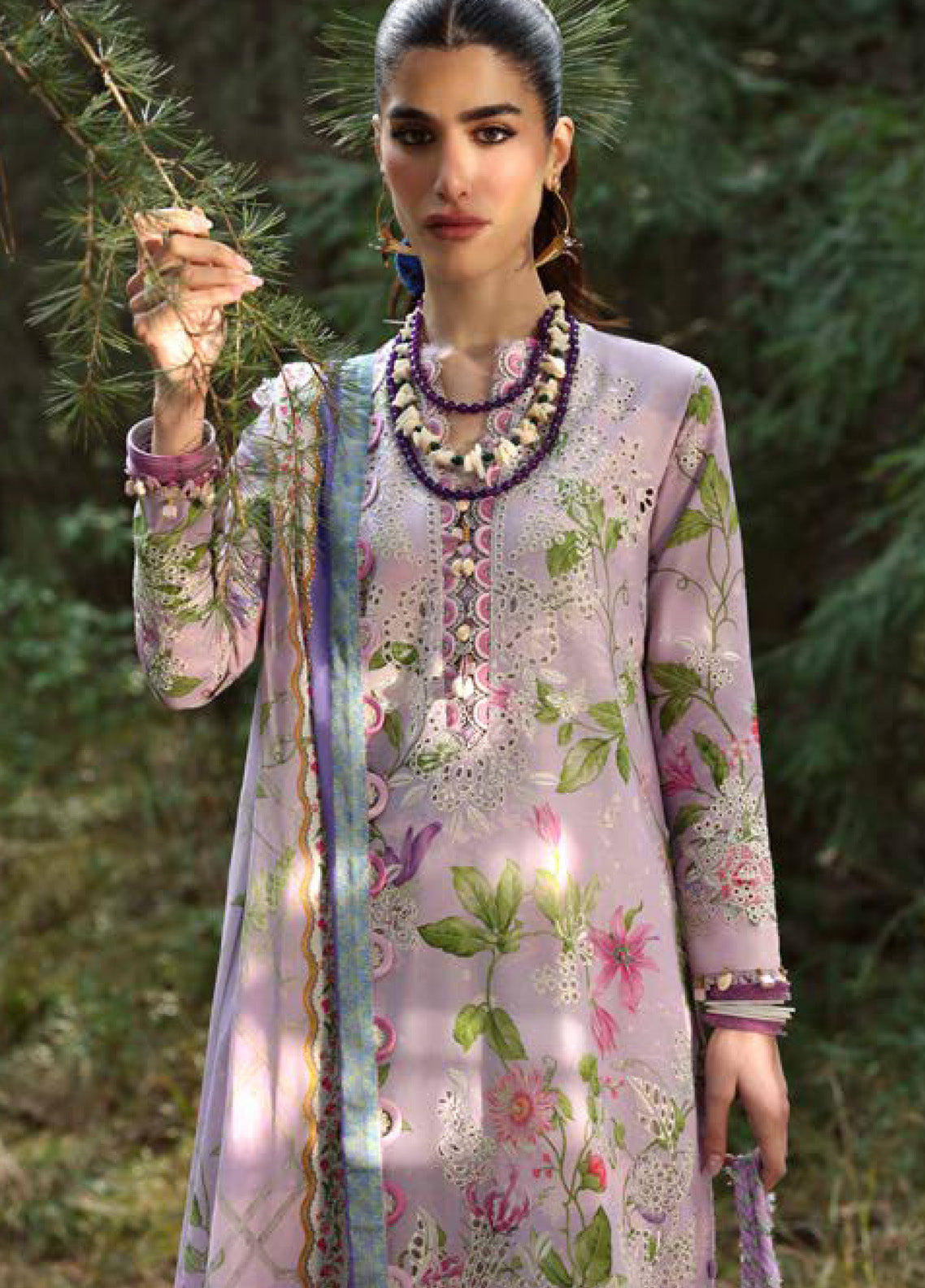Zaha By Khadijah Shah Embroidered Lawn Suits Unstitched 3 Piece - ZH25NL 2A ELARA Zaha By Khadijah Shah Embroidered Lawn Suits Unstitched 3 Piece - ZH25NL 2A ELARA