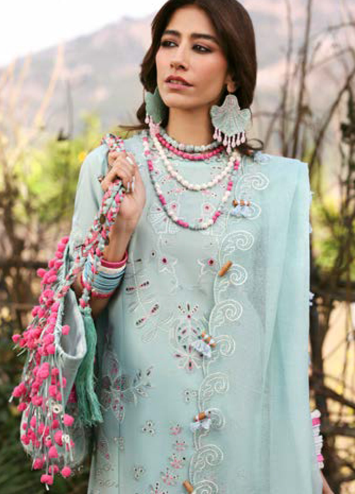 Zaha By Khadijah Shah Embroidered Lawn Suits Unstitched 3 Piece - ZH25NL 5A AABROO Zaha By Khadijah Shah Embroidered Lawn Suits Unstitched 3 Piece - ZH25NL 5A AABROO