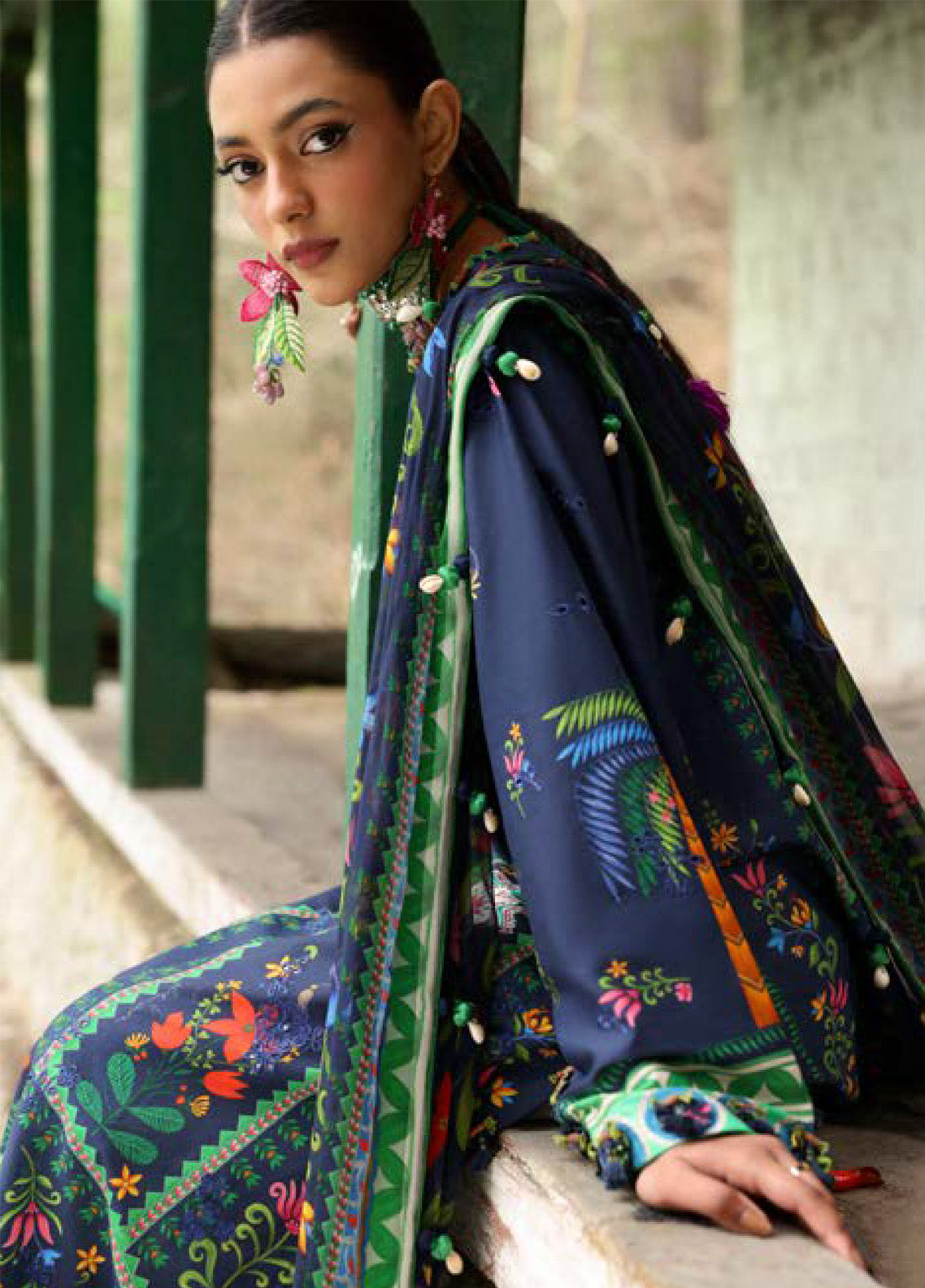 Zaha By Khadijah Shah Embroidered Lawn Suits Unstitched 3 Piece - ZH25NL 6B AMANI Zaha By Khadijah Shah Embroidered Lawn Suits Unstitched 3 Piece - ZH25NL 6B AMANI