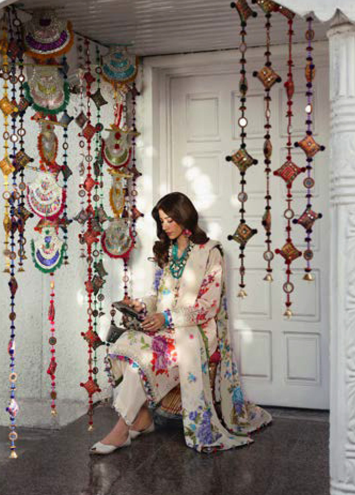 Zaha By Khadijah Shah Embroidered Lawn Suits Unstitched 3 Piece - ZH25NL 7B ALYA Zaha By Khadijah Shah Embroidered Lawn Suits Unstitched 3 Piece - ZH25NL 7B ALYA