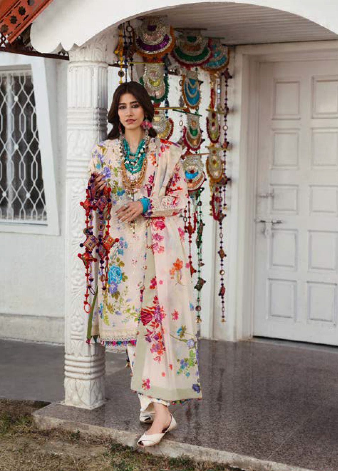 Zaha By Khadijah Shah Embroidered Lawn Suits Unstitched 3 Piece - ZH25NL 7B ALYA Zaha By Khadijah Shah Embroidered Lawn Suits Unstitched 3 Piece - ZH25NL 7B ALYA