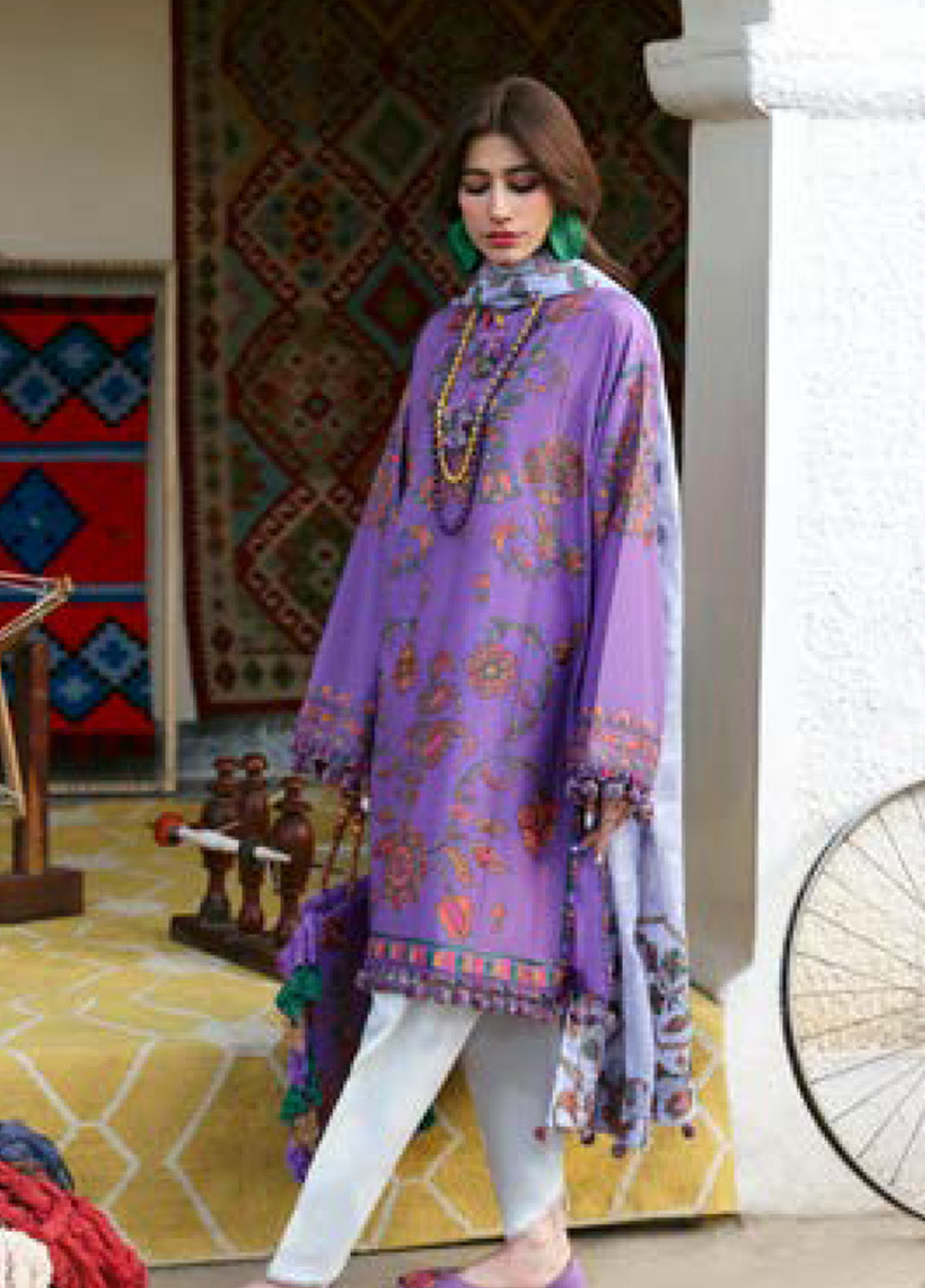 Zaha By Khadijah Shah Embroidered Lawn Suits Unstitched 3 Piece - ZH25NL 9A ZARIAH Zaha By Khadijah Shah Embroidered Lawn Suits Unstitched 3 Piece - ZH25NL 9A ZARIAH