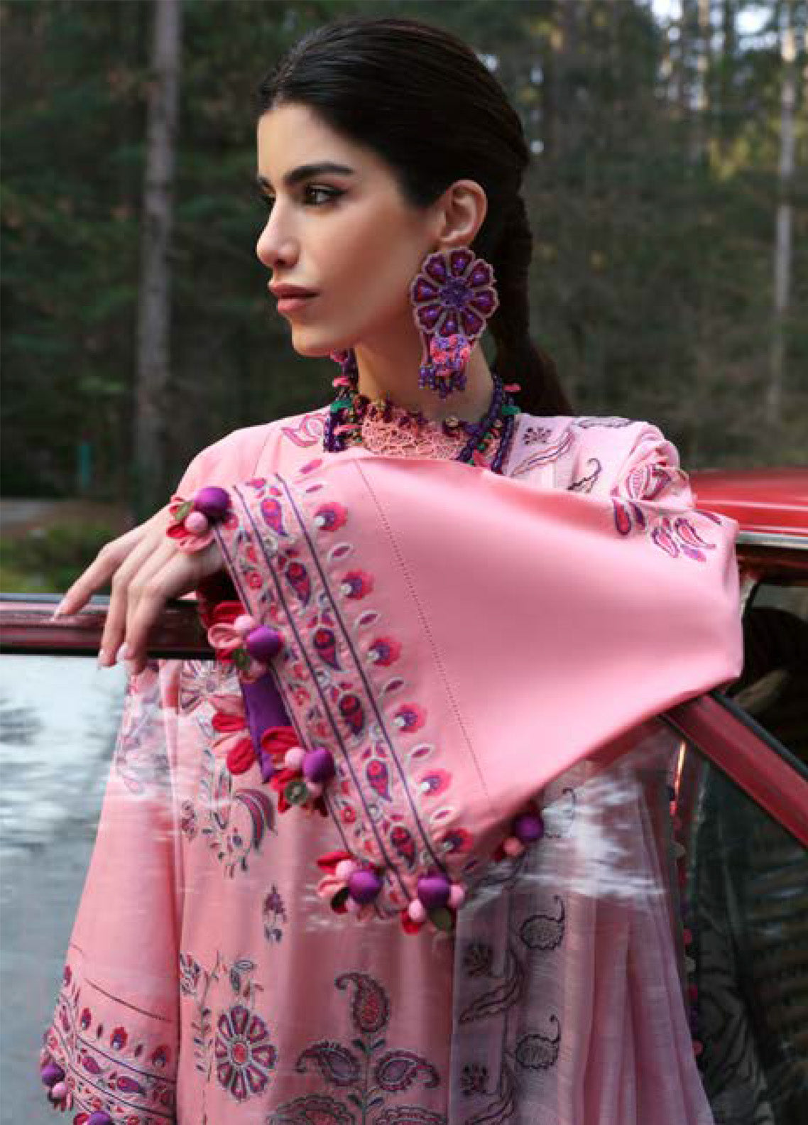 Zaha By Khadijah Shah Embroidered Lawn Suits Unstitched 3 Piece - ZH25NL 9B ZARIAH Zaha By Khadijah Shah Embroidered Lawn Suits Unstitched 3 Piece - ZH25NL 9B ZARIAH