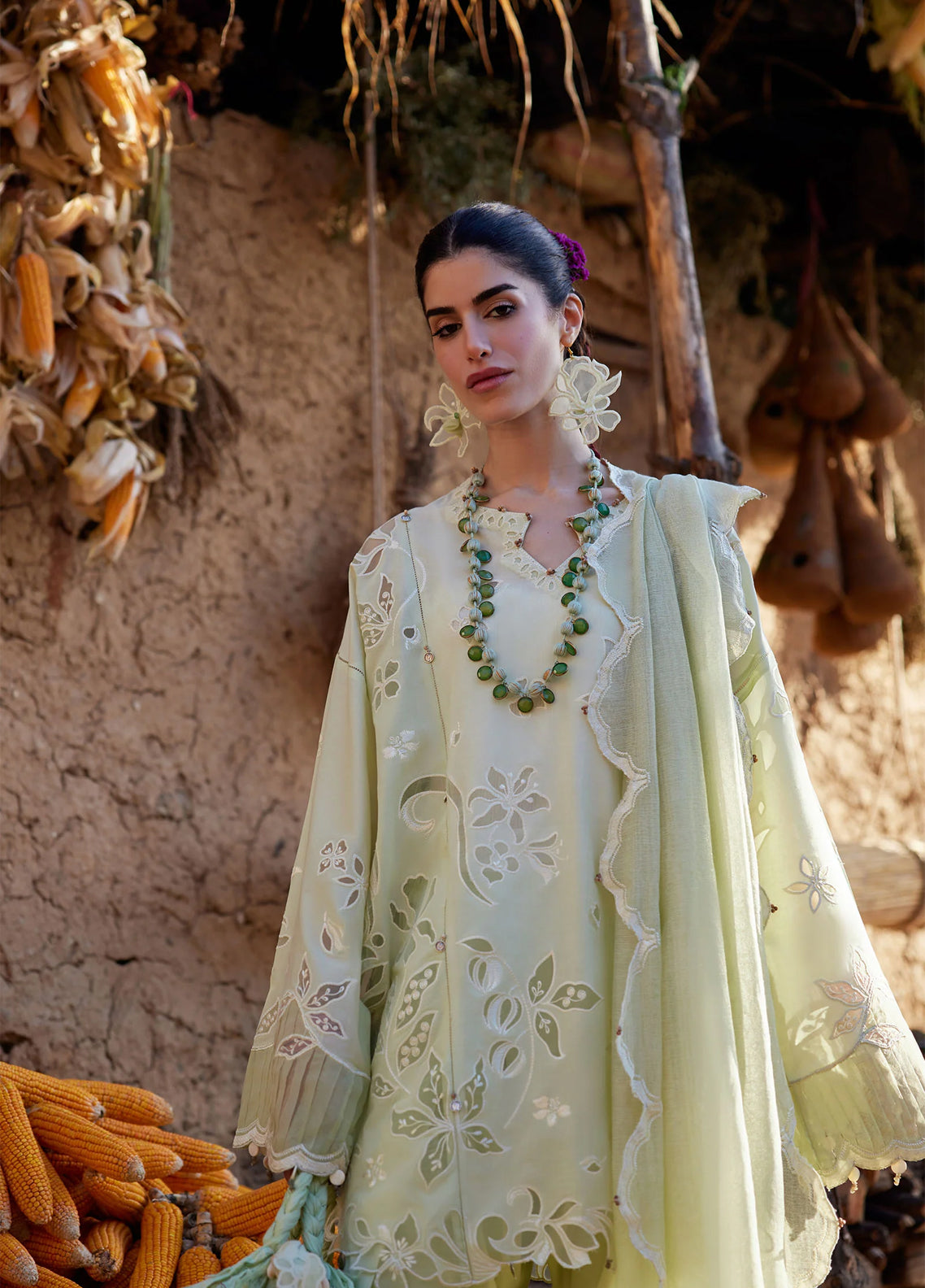 Zaha By Khadijah Shah Meili Festive Embroidered Lawn 3 Piece Unstitched Suits ZH26ML D-14B TAO ROU Zaha By Khadijah Shah Meili Festive Embroidered Lawn 3 Piece Unstitched Suits ZH26ML D-14B TAO ROU