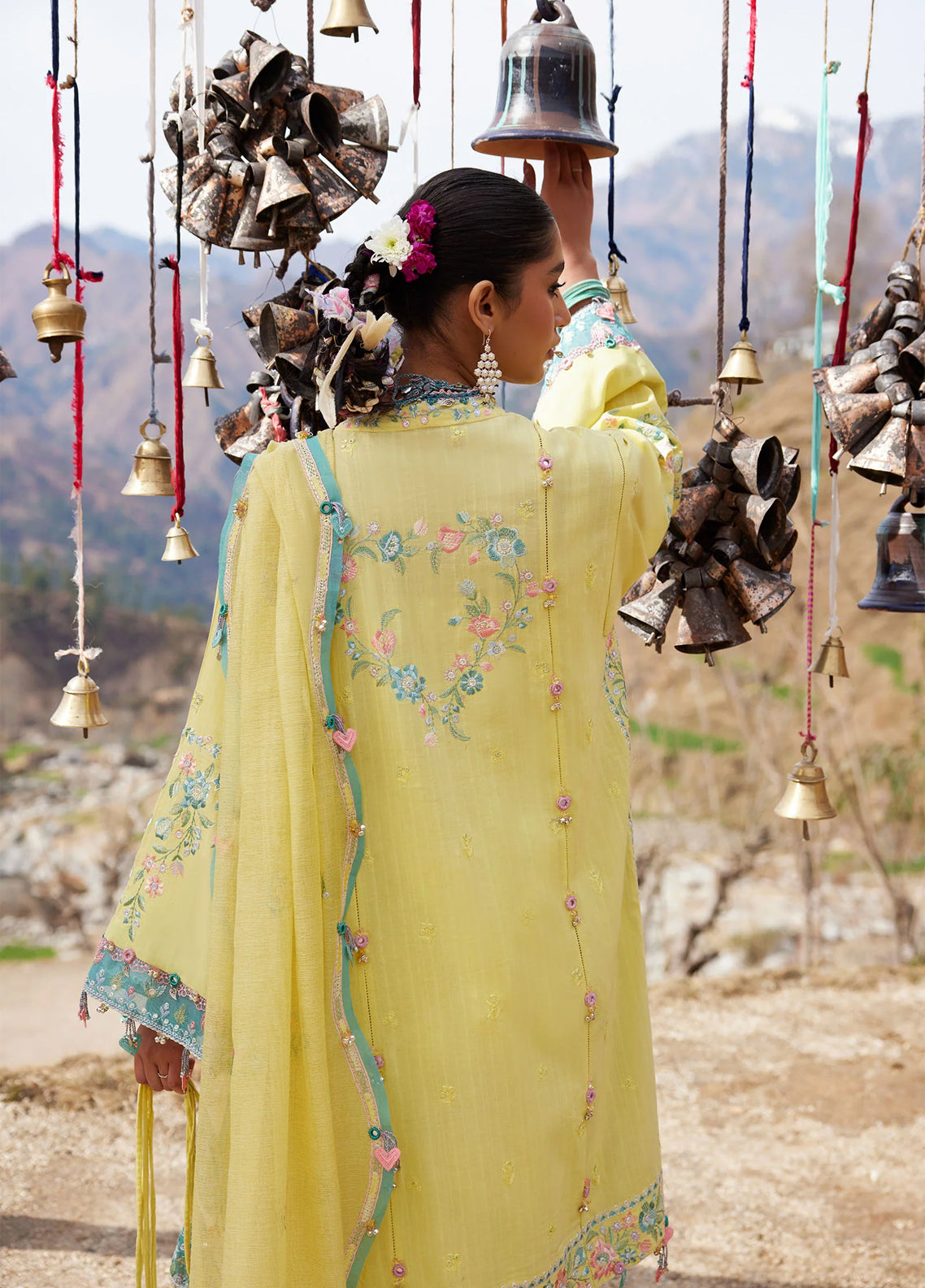 Zaha By Khadijah Shah Meili Festive Embroidered Lawn 3 Piece Unstitched Suits ZH26ML D-1A RUIMEI Zaha By Khadijah Shah Meili Festive Embroidered Lawn 3 Piece Unstitched Suits ZH26ML D-1A RUIMEI