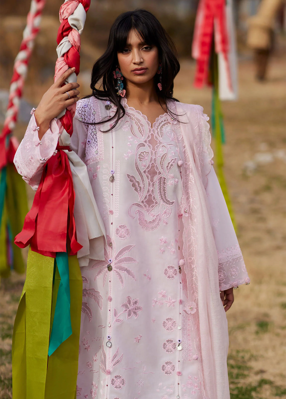 Zaha By Khadijah Shah Meili Festive Embroidered Lawn 3 Piece Unstitched Suits ZH26ML D-9B FEN YUN Zaha By Khadijah Shah Meili Festive Embroidered Lawn 3 Piece Unstitched Suits ZH26ML D-9B FEN YUN